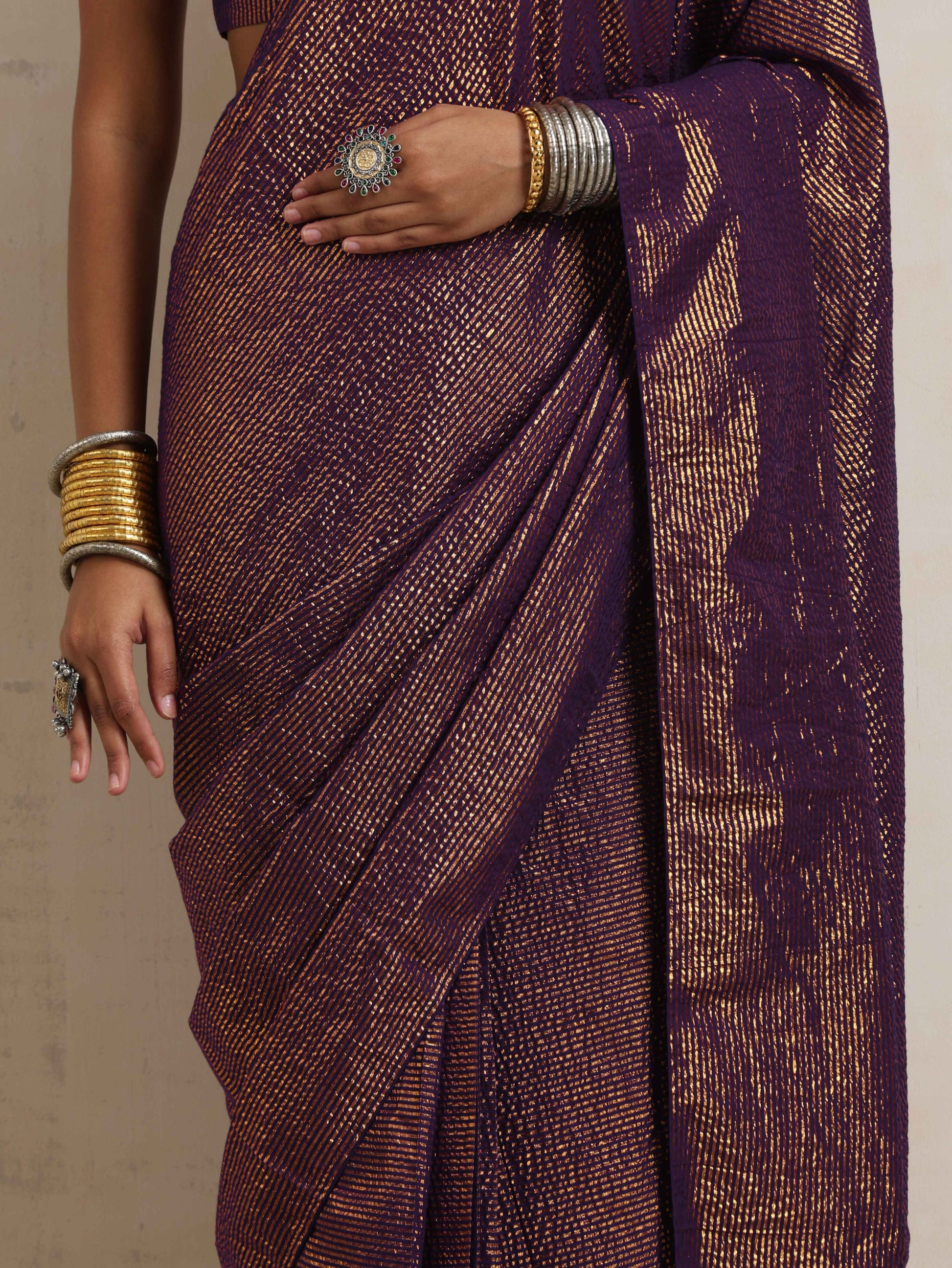 trueBrowns Purple Gold Metallic Ready To Wear Saree | Swadesiicart