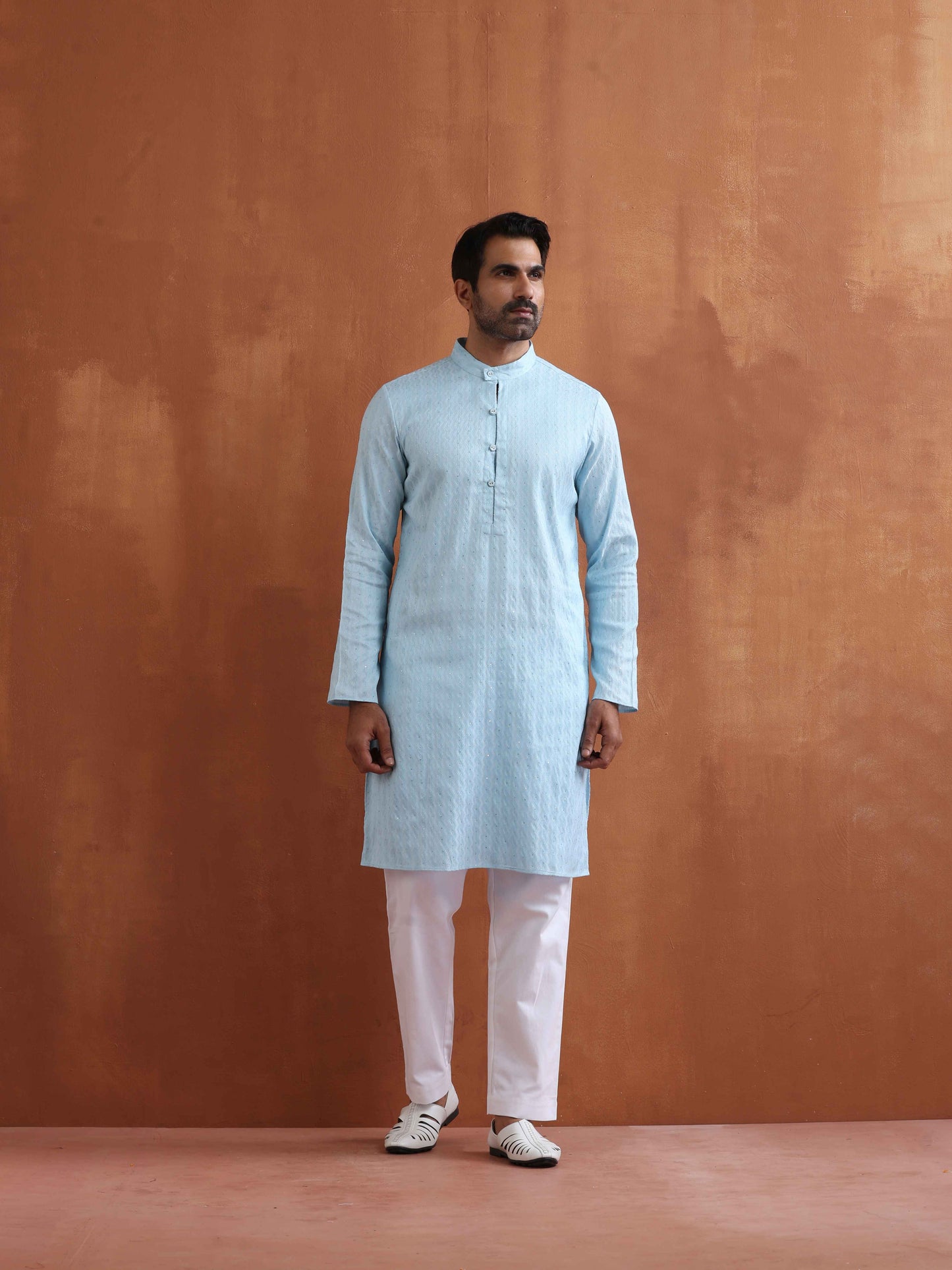 trueBrowns Men's Blue Sequin Chanderi Kurta | Swadesiicart