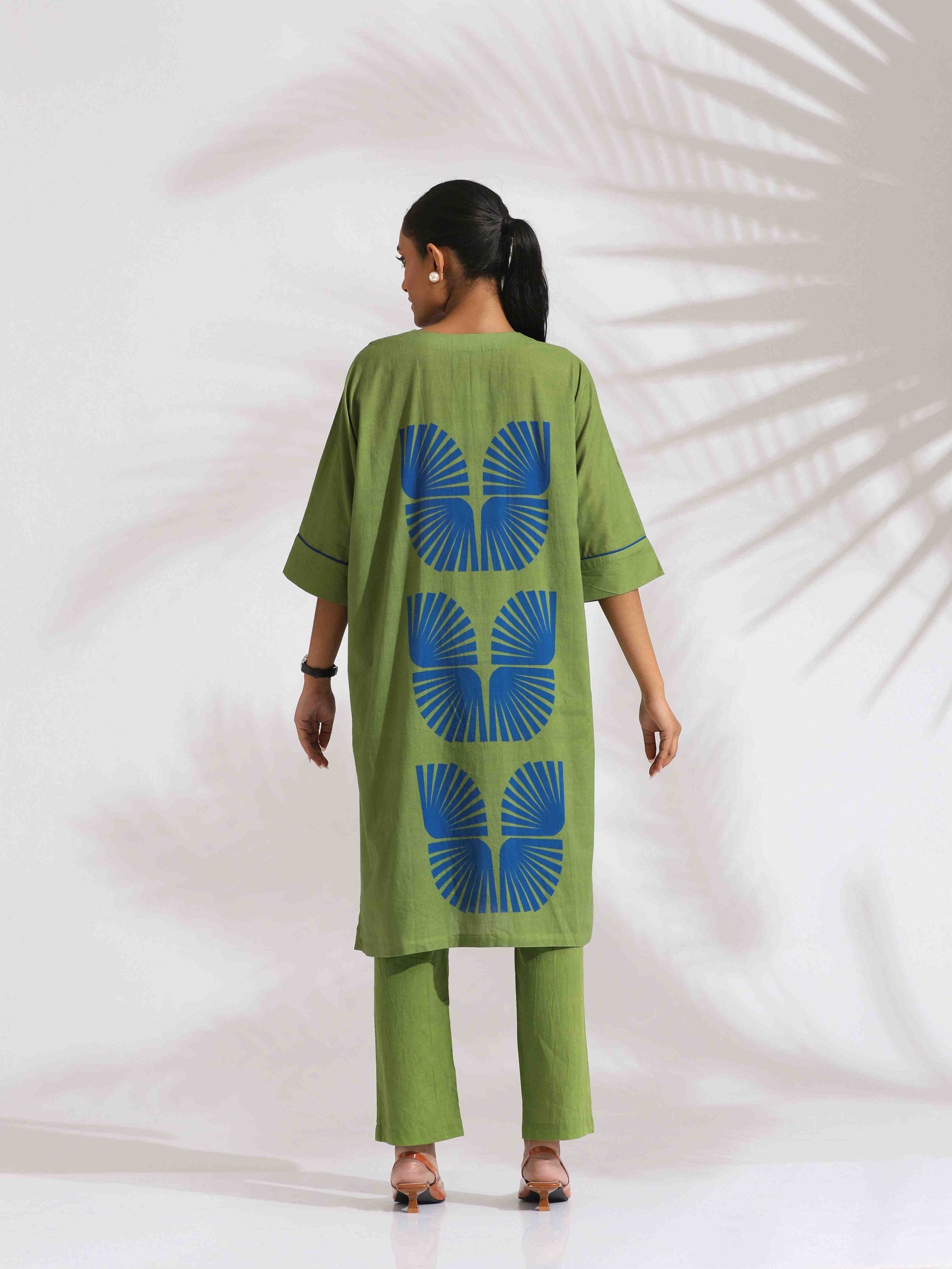 trueBrowns Green Cotton Placement Print Kurta Co-ord Set - Swadesiicart