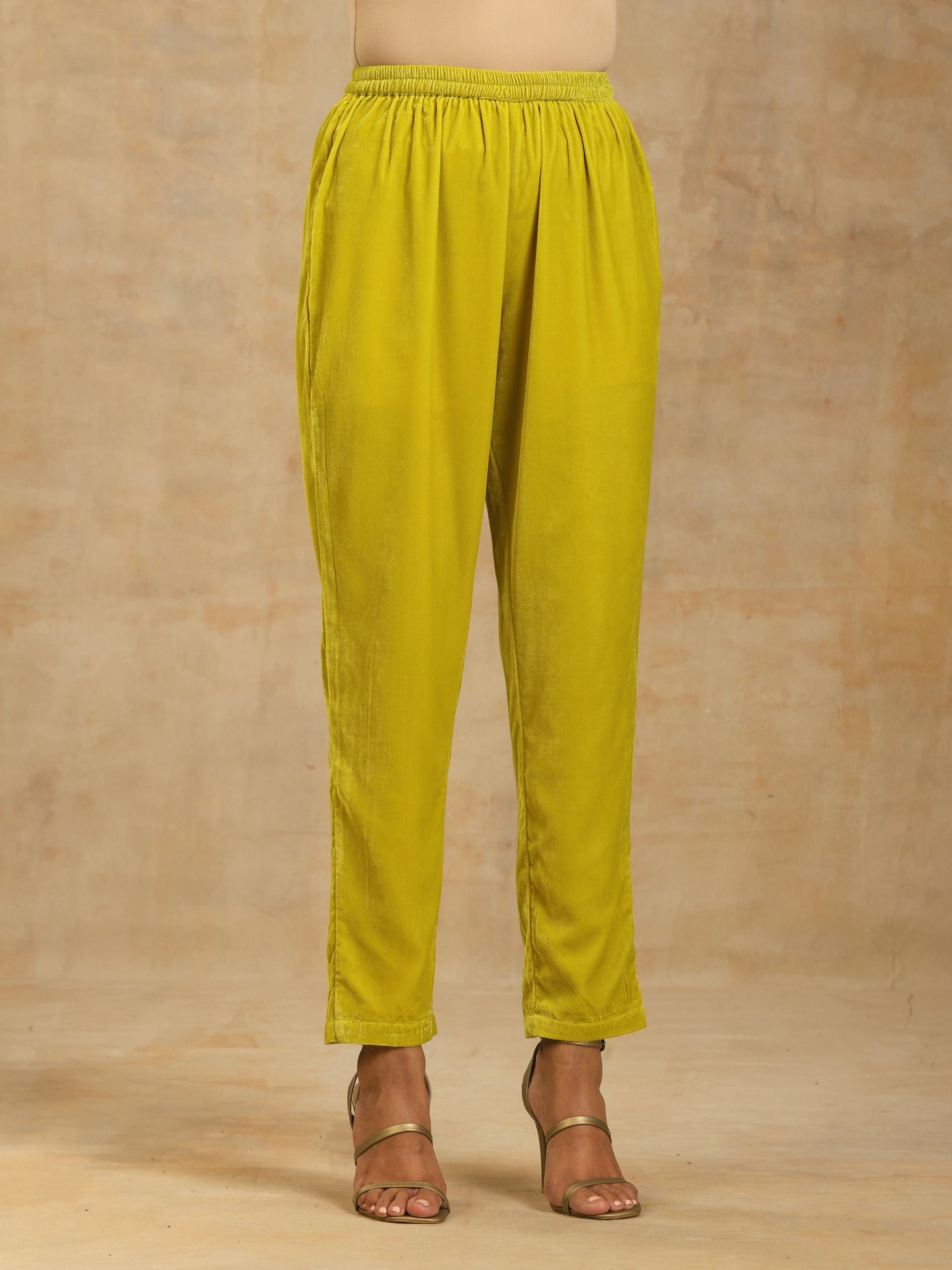 trueBrowns Lime Velvet Solid Co-ord Set - Swadesiicart