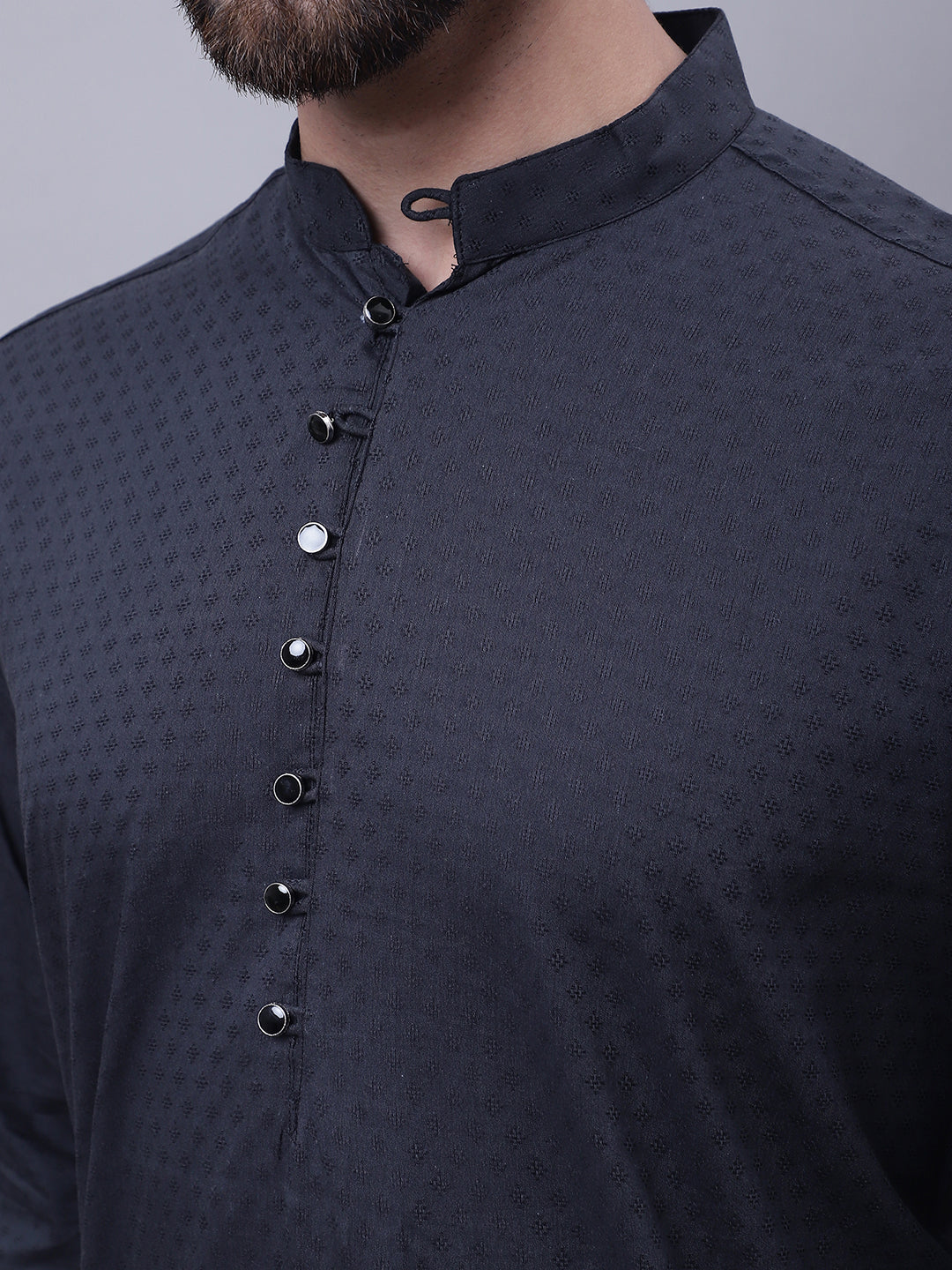 Even Apparels Black Pure Cotton Kurta With Band Collar | Swadesiicart