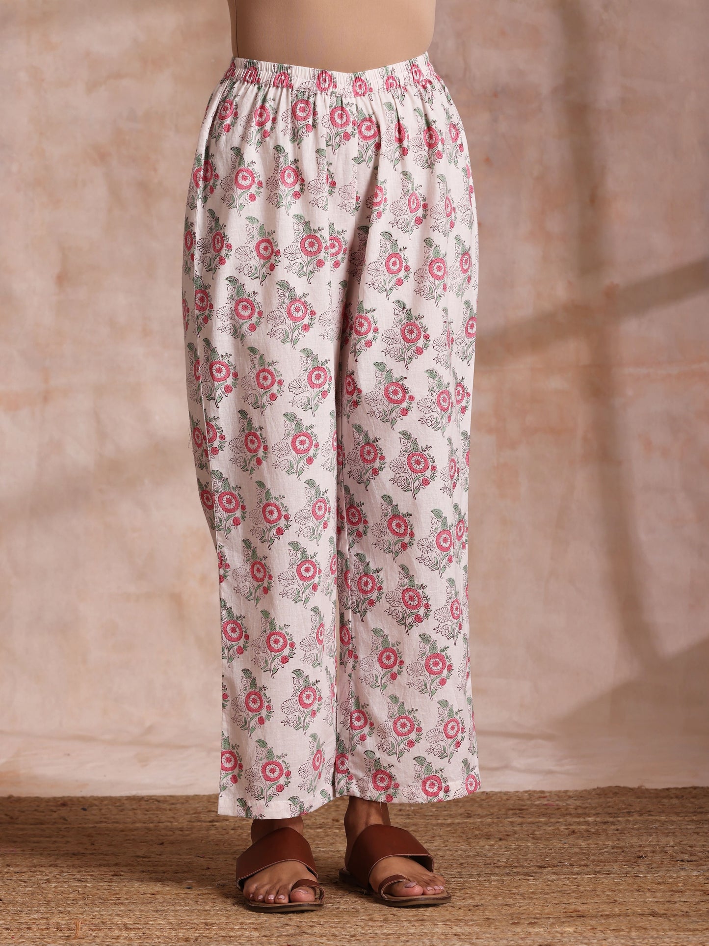trueBrowns Pink Green Buta On White Block Print Cotton Slit Kurta Pant Set | Swadesiicart
