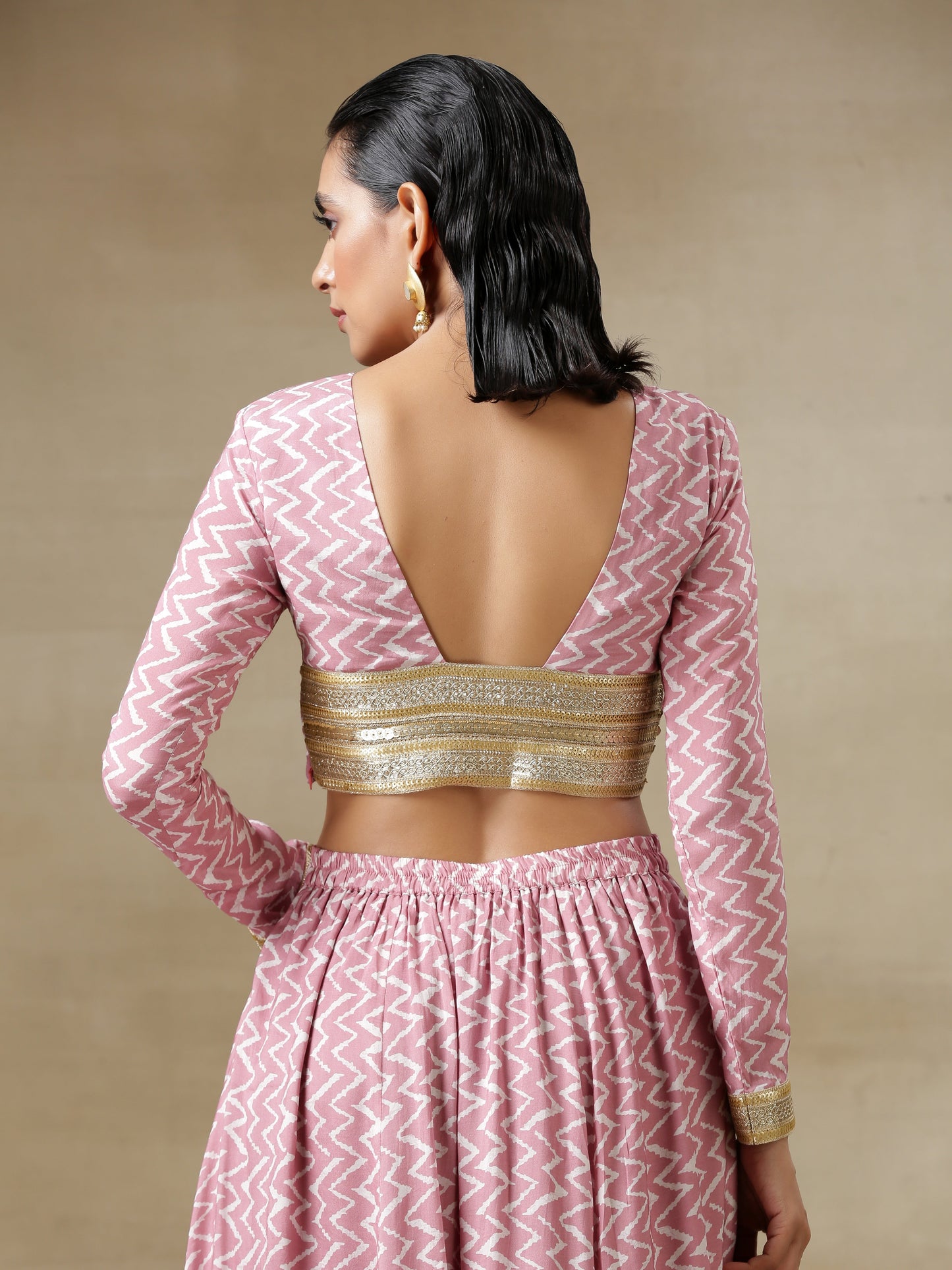 trueBrowns Light Mauve Bandhani Printed Silk Top Skirt Set - Swadesiicart