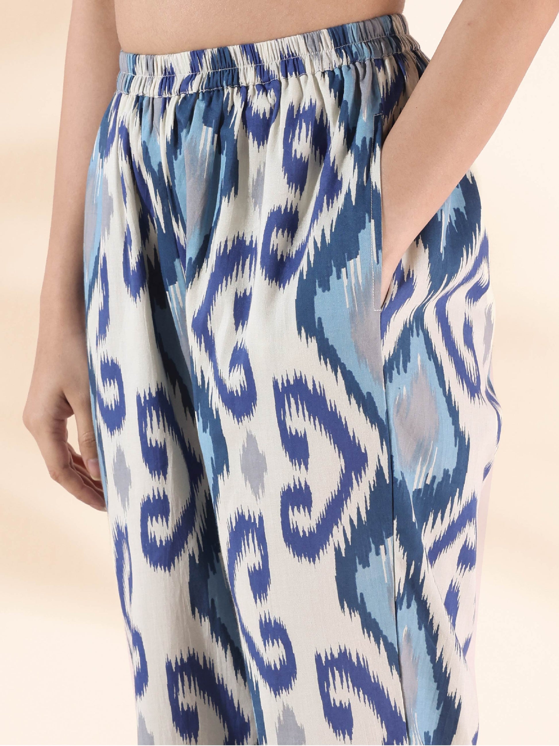 trueBrowns Blue Cotton Ikat Relaxed Co-ord Set - Swadesiicart