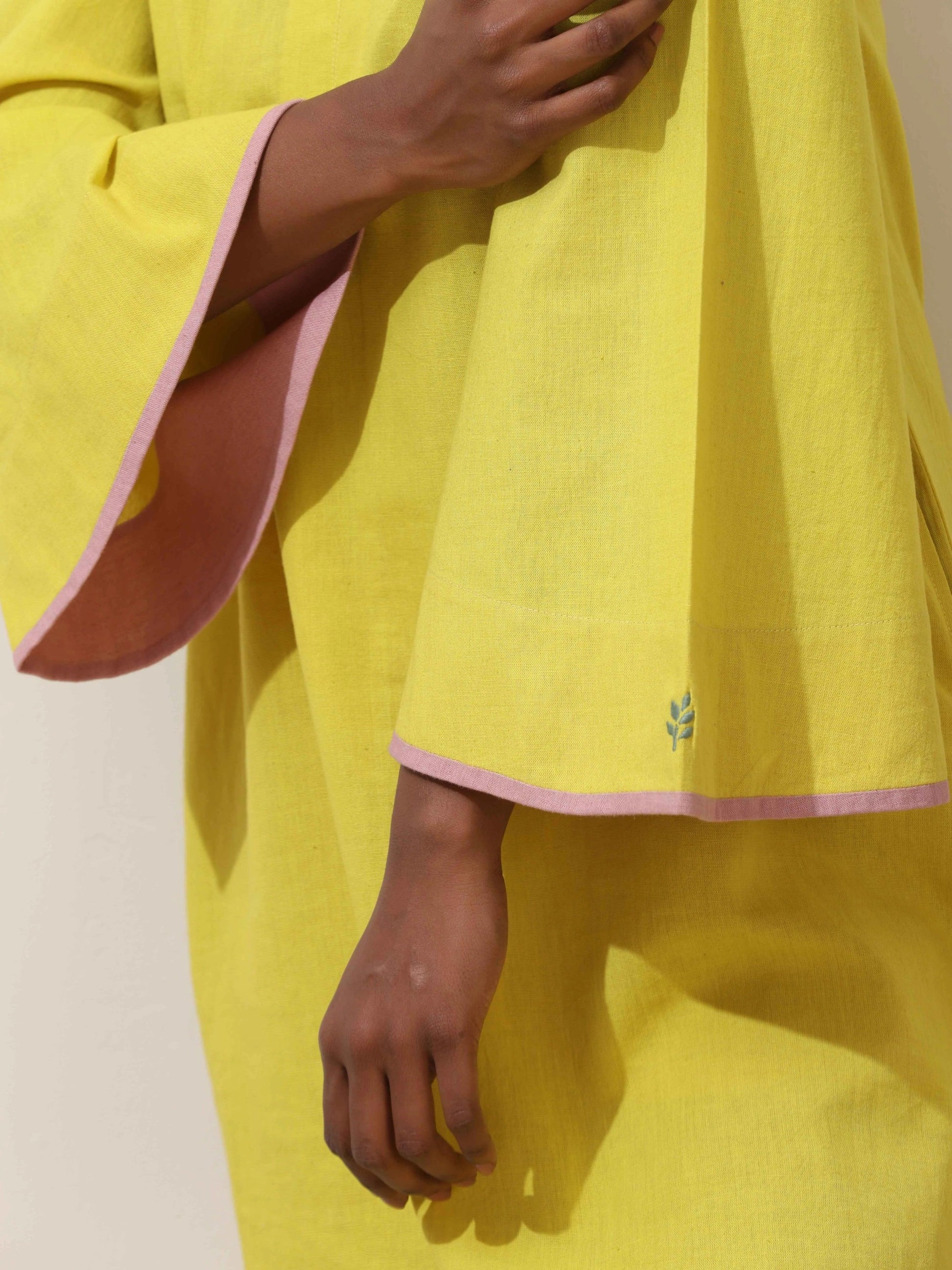 trueBrowns Lime Cotton Linen Dress | Swadesiicart