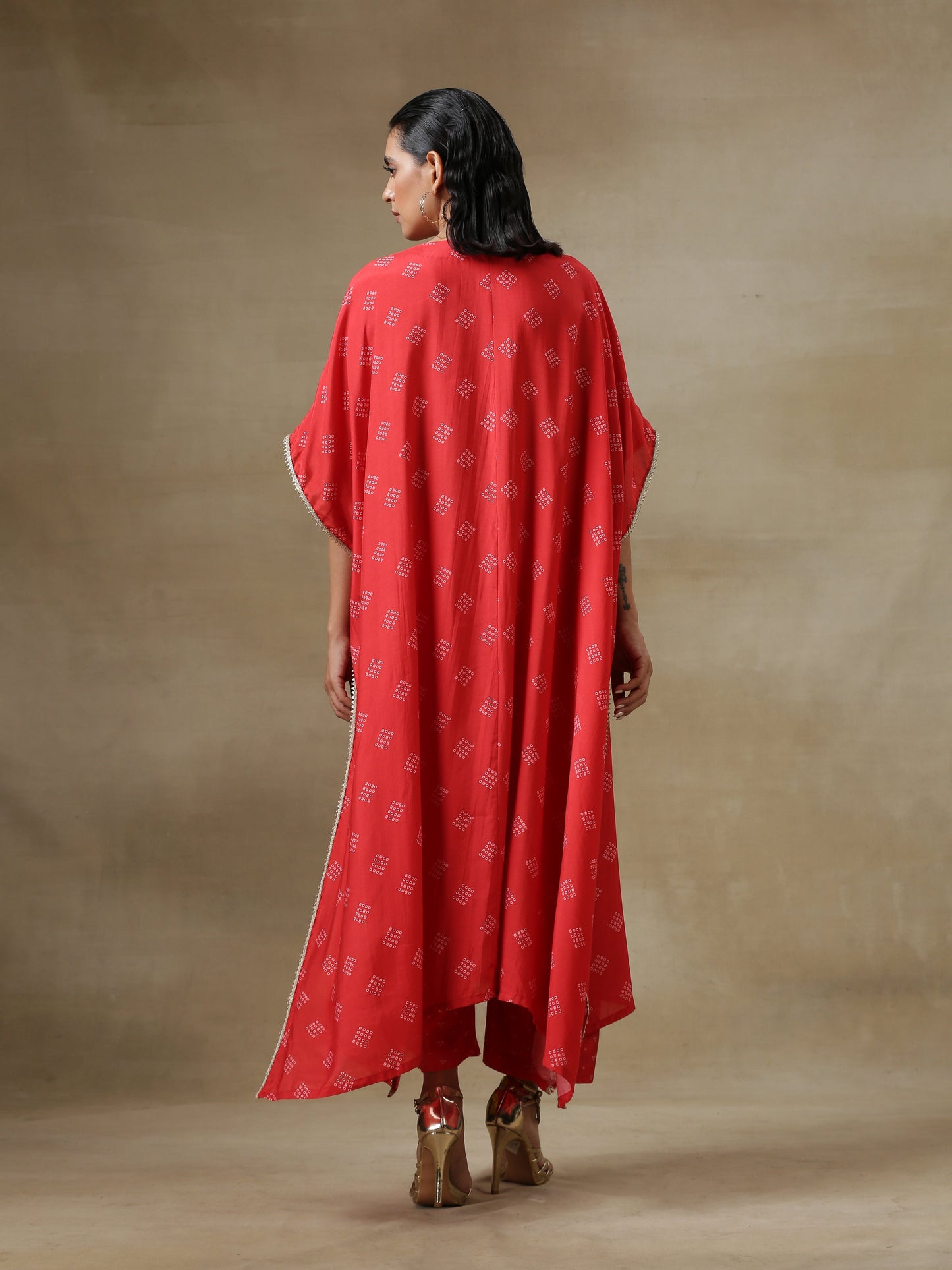 trueBrowns Red Bandhani Printed Silk Panel Kaftan Kurta Pant Set | Swadesiicart