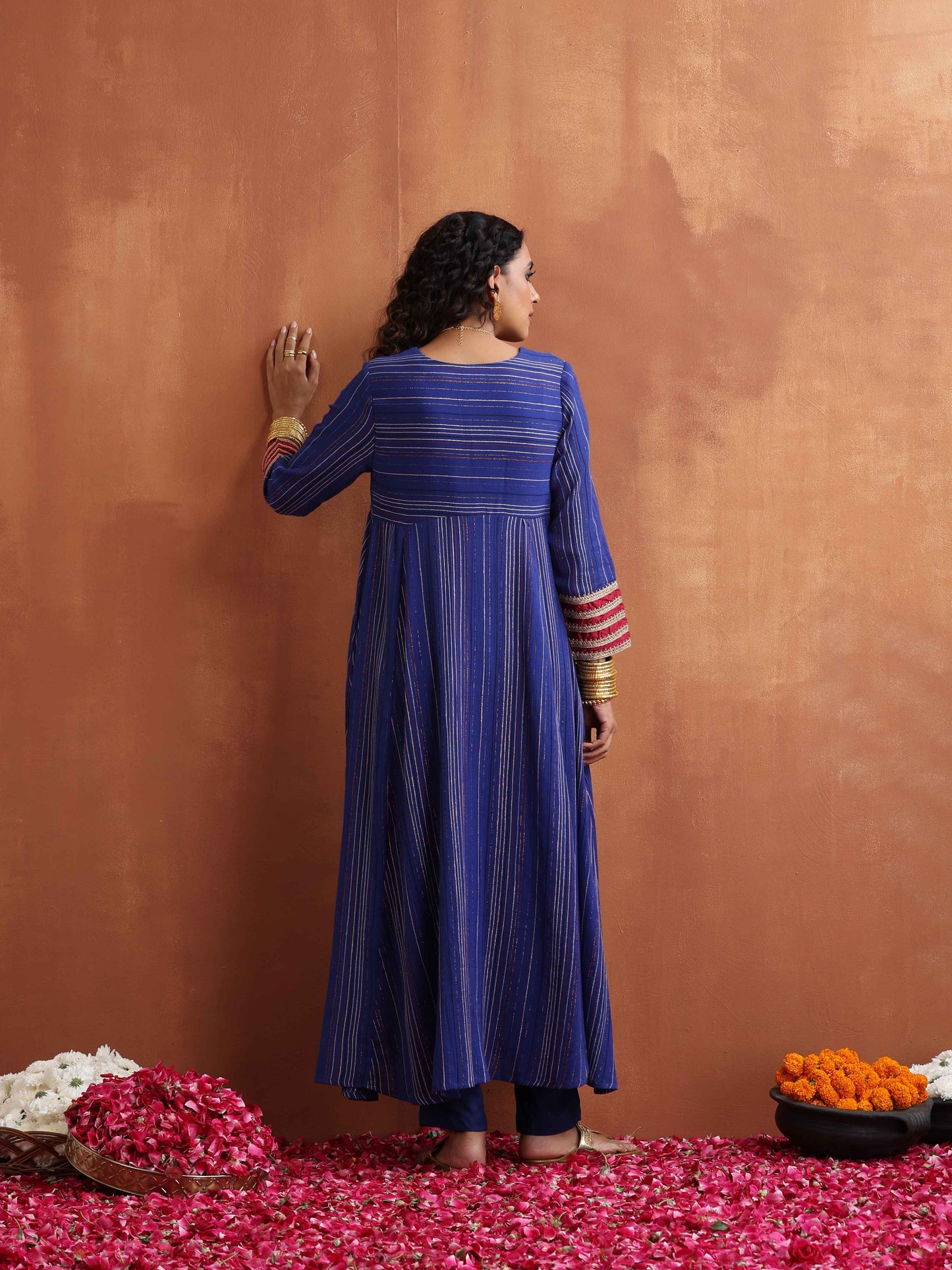 trueBrowns Blue Stripe Flared Anarkali Kurta Set | Swadesiicart