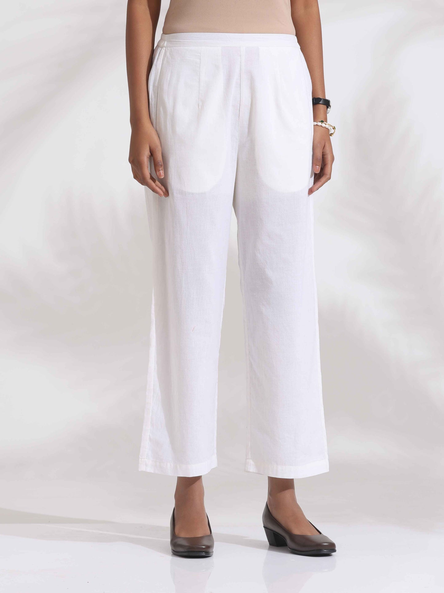 trueBrowns White Cotton Stripe Print Pleated Kurta Set | Swadesiicart