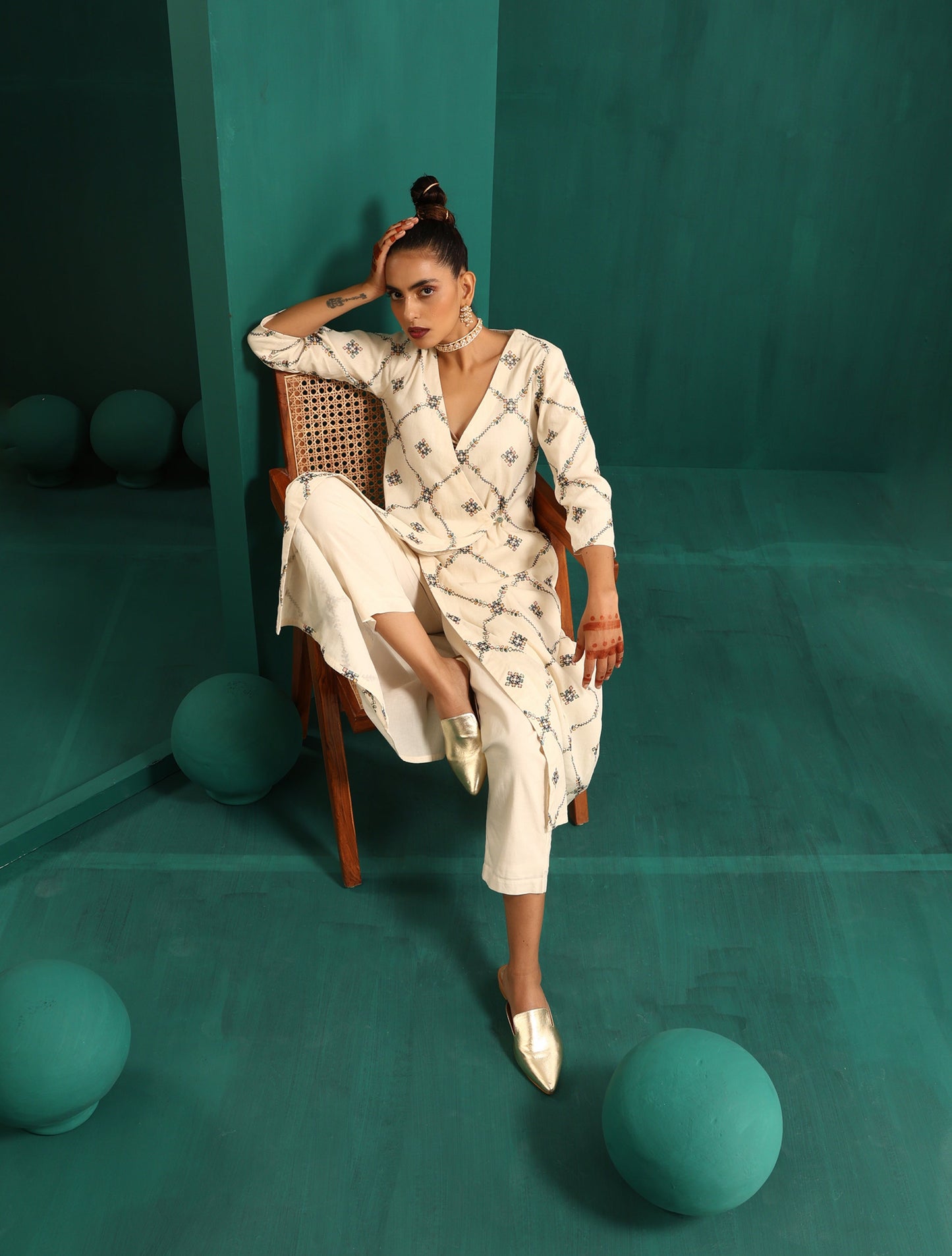 trueBrowns Ivory Rhombus Cotton Angrakha Kurta Pant Set | Swadesiicart