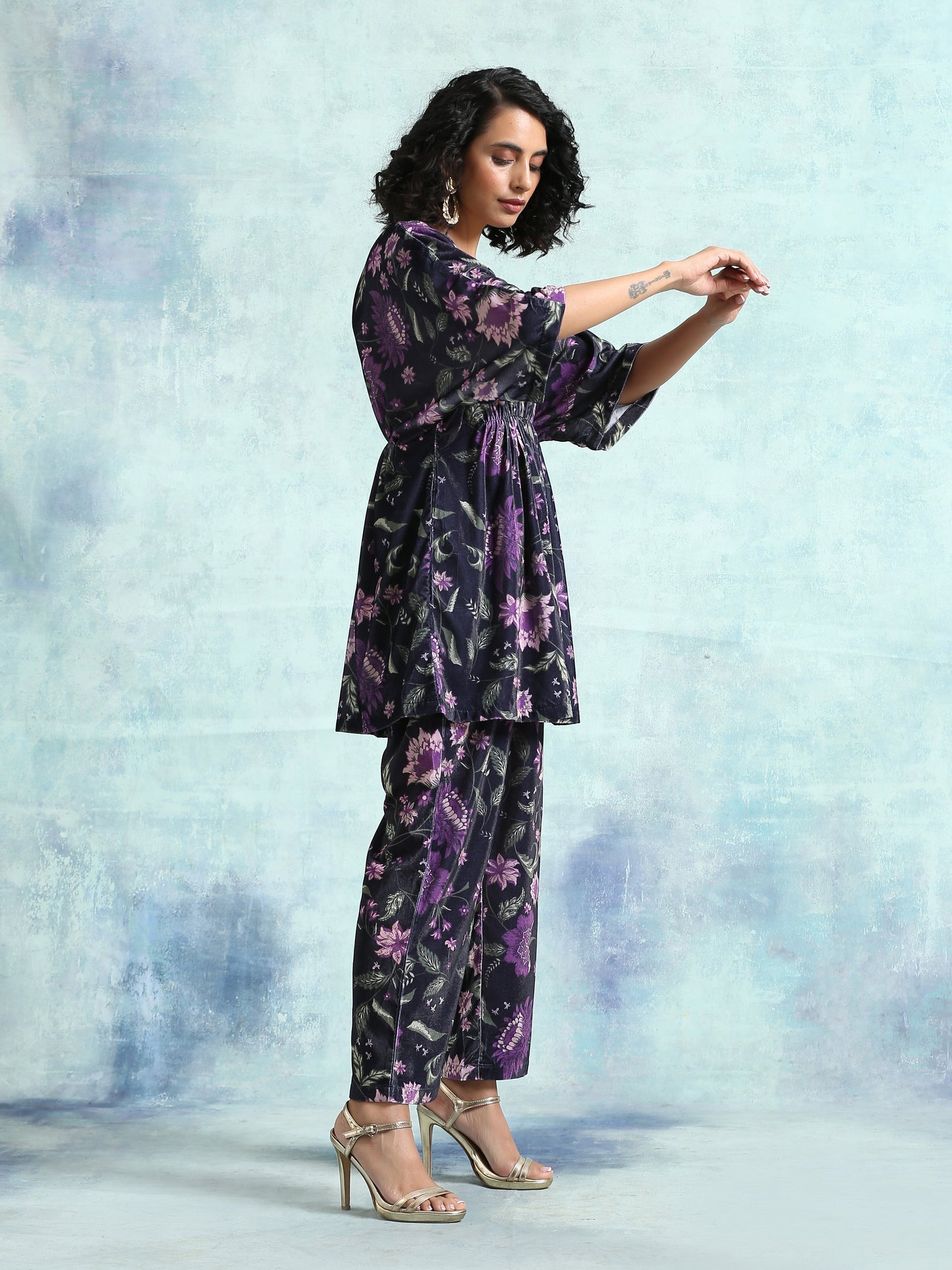 trueBrowns Black Printed Velvet Co-Ord Set - Swadesiicart