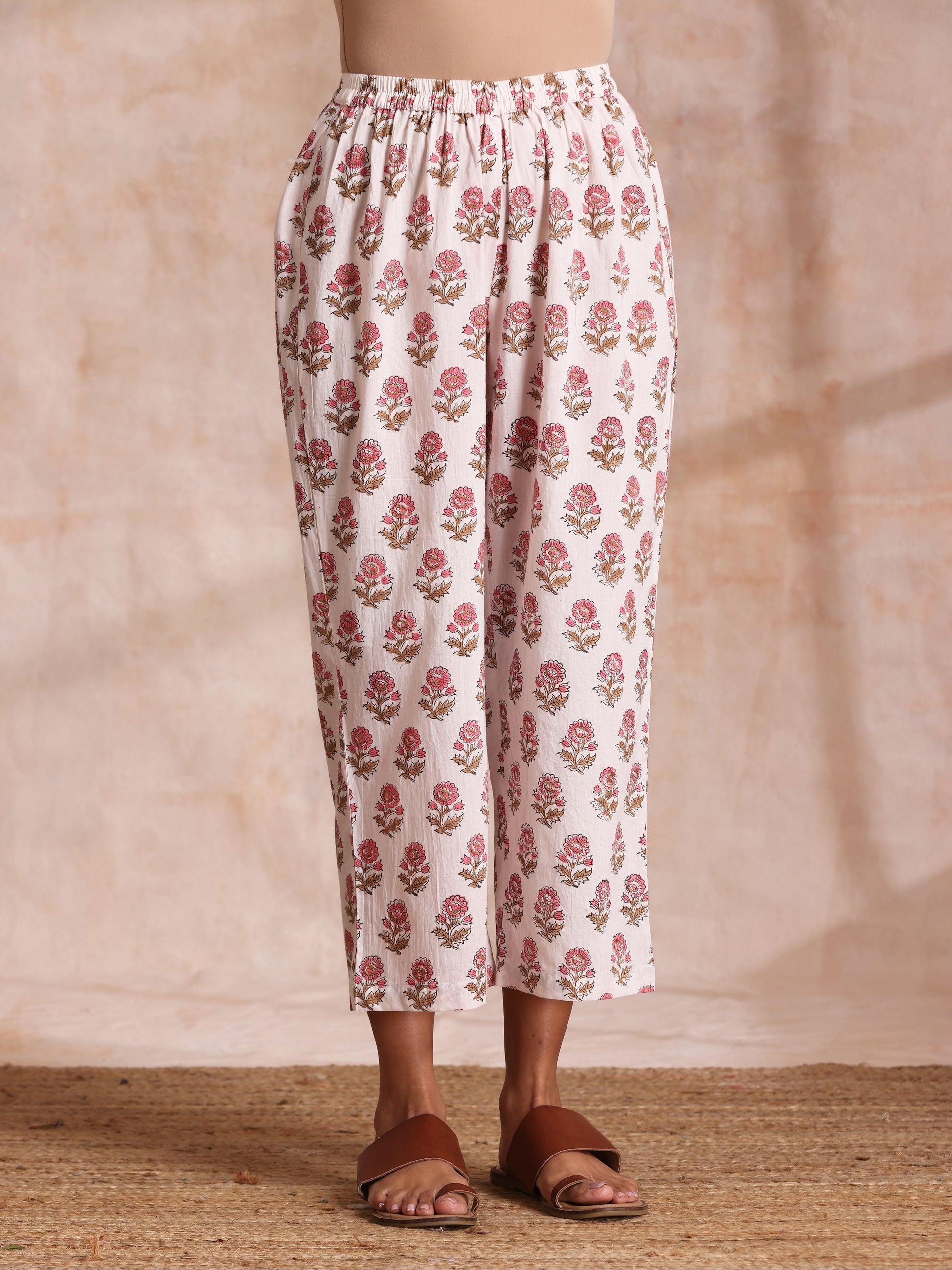 trueBrowns Pink Brown Buta On White Block Print Cotton Baggy Sleeve Co-Ord Set - Swadesiicart
