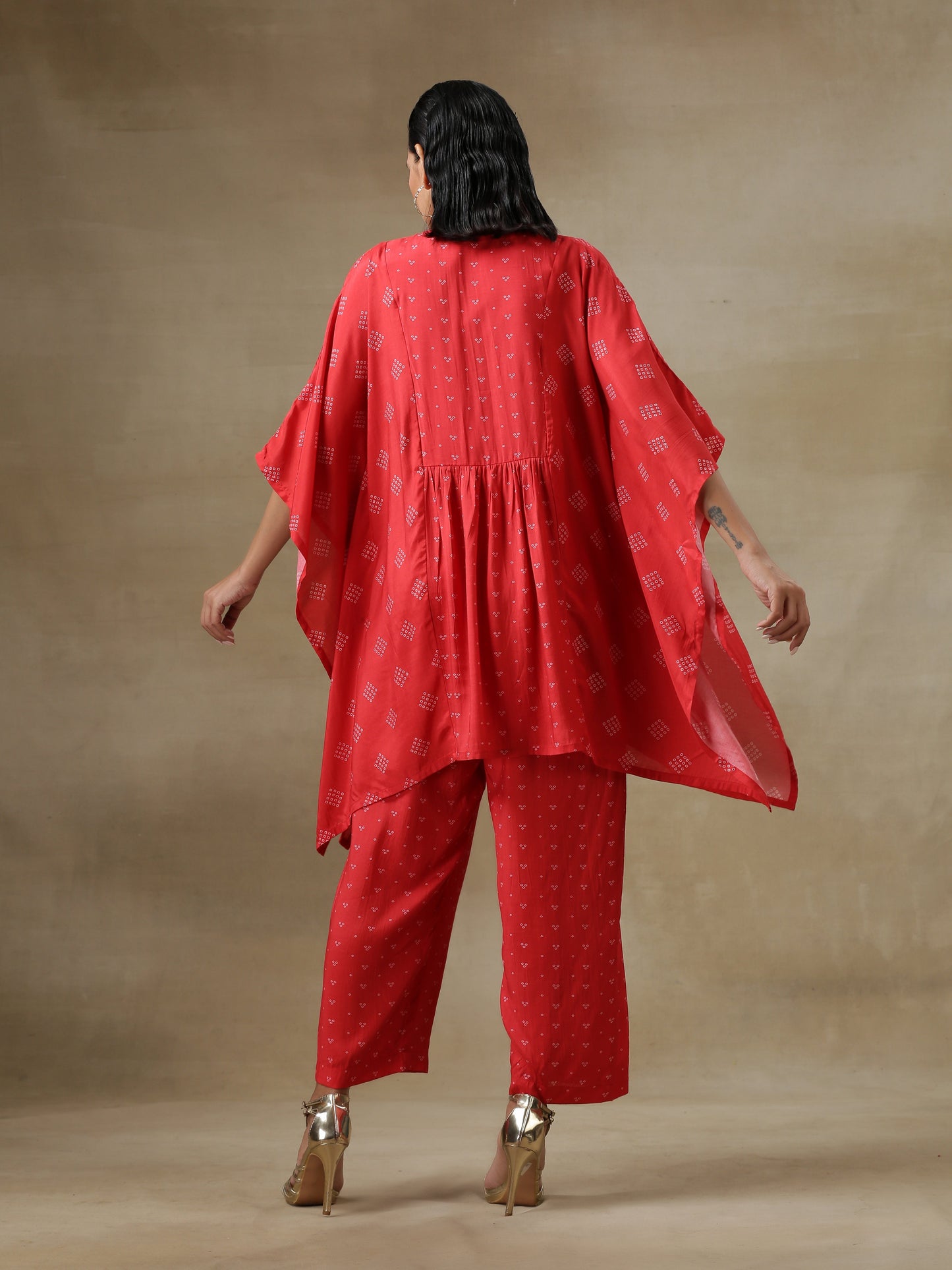 trueBrowns Red Bandhani Printed Silk Kaftan Gathered Co-Ord Set - Swadesiicart