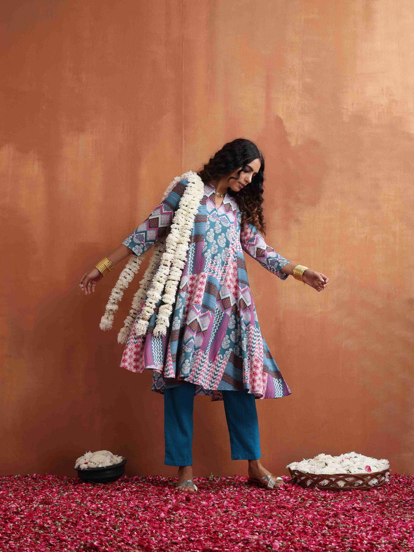 trueBrowns Blue Print Flared Anarkali Kurta Co-ord Set - Swadesiicart