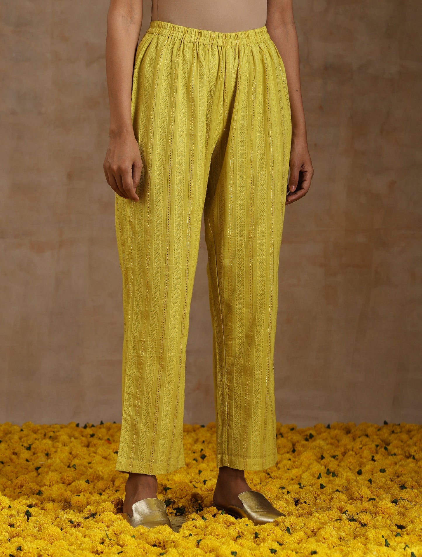 trueBrowns Lime Gold Cotton Oversized Round Co-Ord Set - Swadesiicart