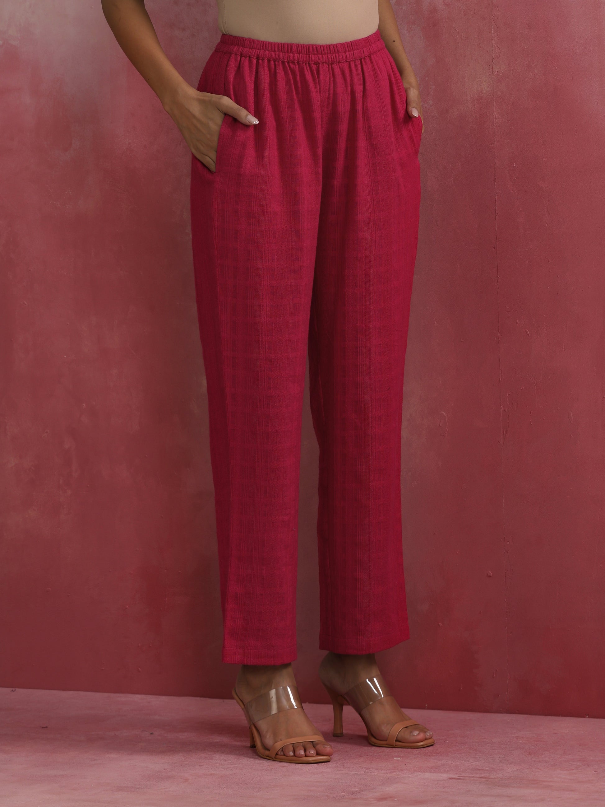 trueBrowns Magenta Cotton Dobby Kurta Set | Swadesiicart