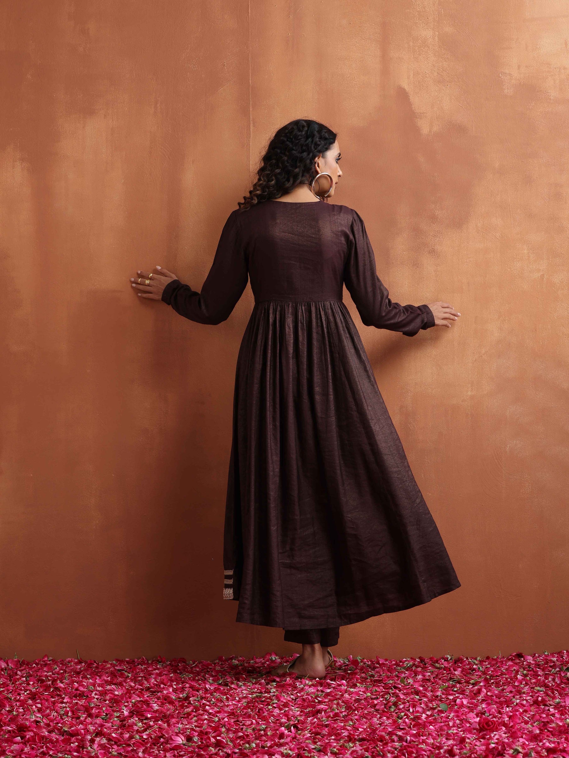 trueBrowns Brown Metallic Flared Anarkali Kurta Set | Swadesiicart