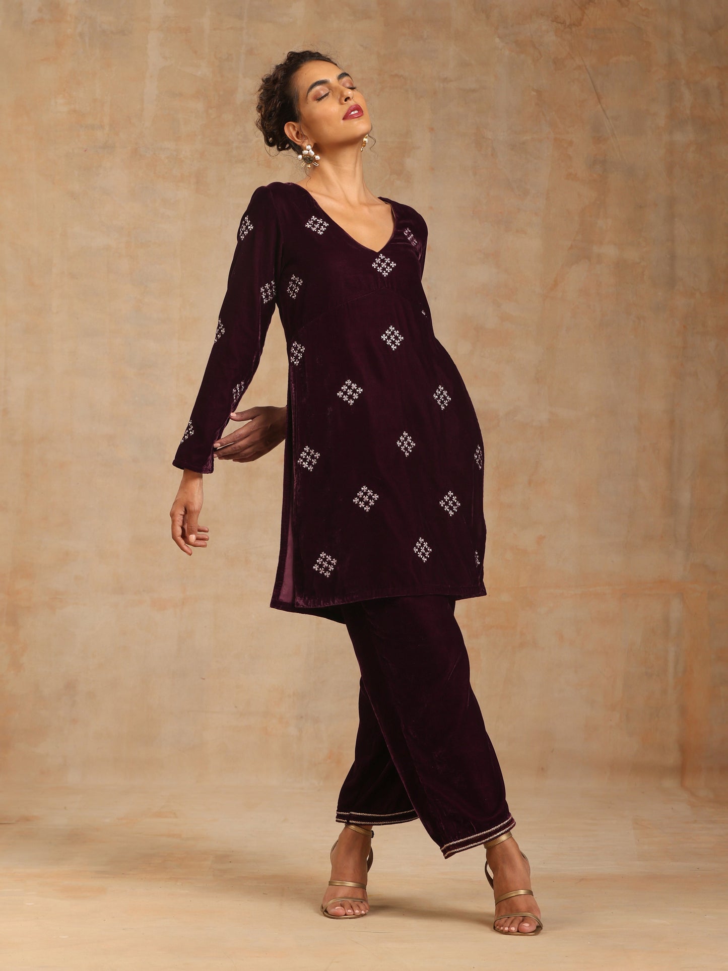 trueBrowns Wine Velvet Embroidered Co-ord Set - Swadesiicart