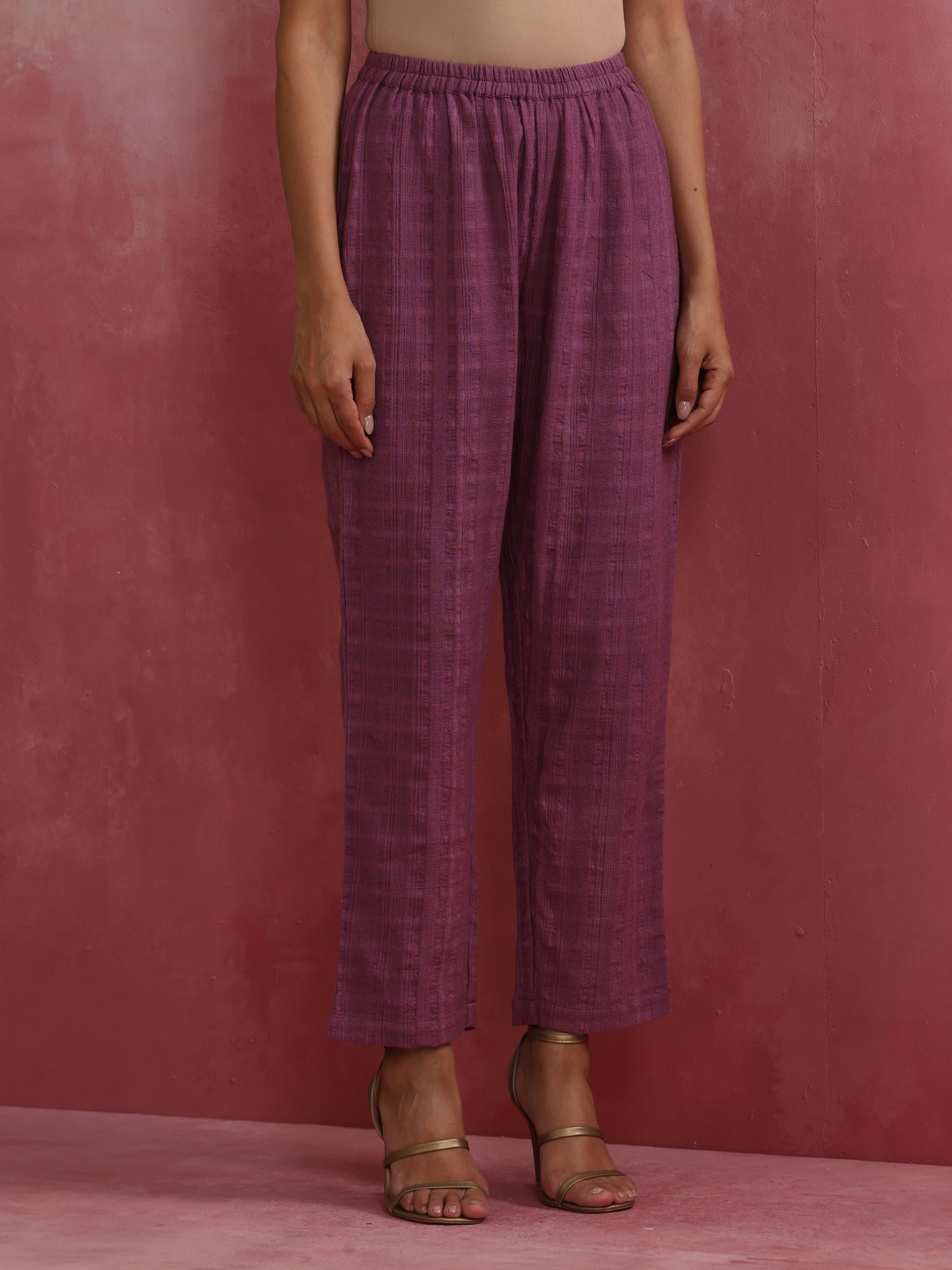 trueBrowns Cola Cotton Dobby Pleated Kurta Set | Swadesiicart