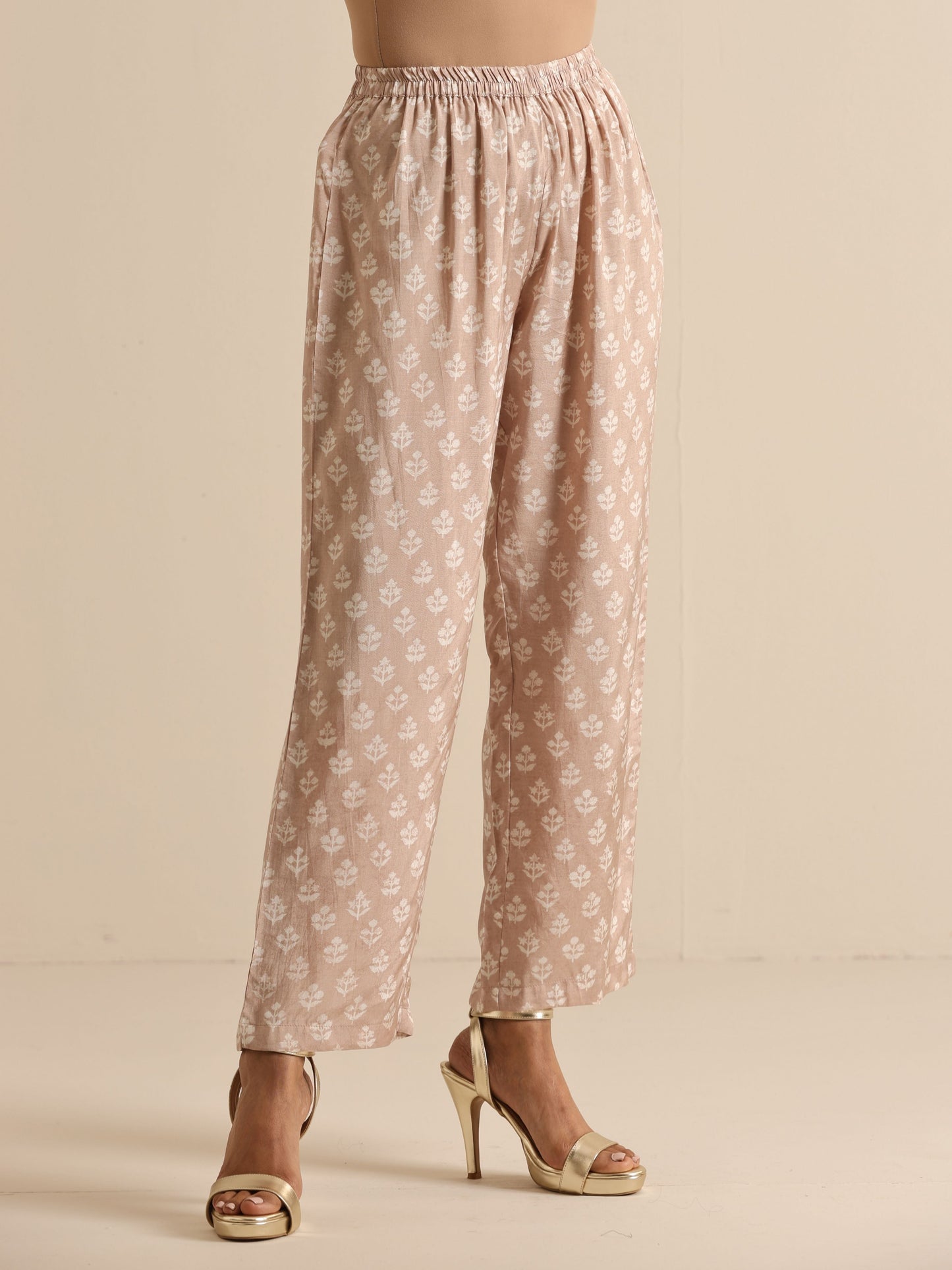 trueBrowns Beige White Floral Silk Print Kaftan Pant Set | Swadesiicart