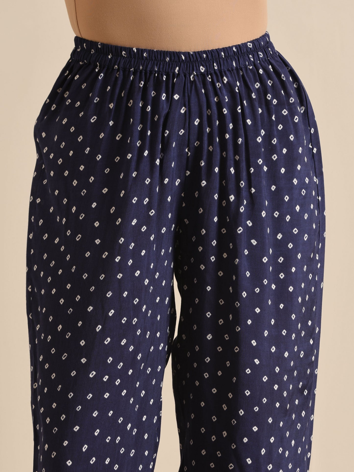 trueBrowns Blue Bandhani Silk Printed Boxy Fit Co-Ord Set - Swadesiicart