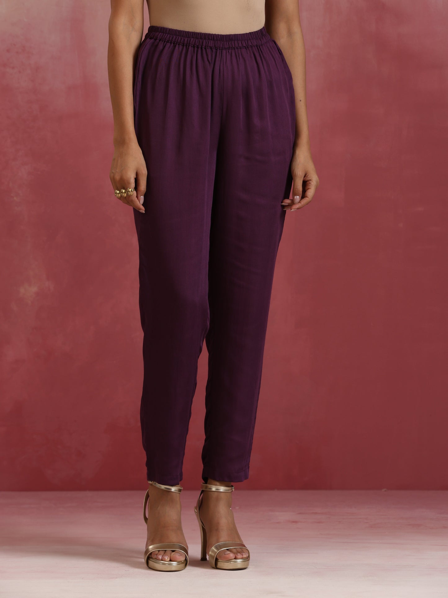 trueBrowns Pink Modal Boxpleat Kurta Set | Swadesiicart