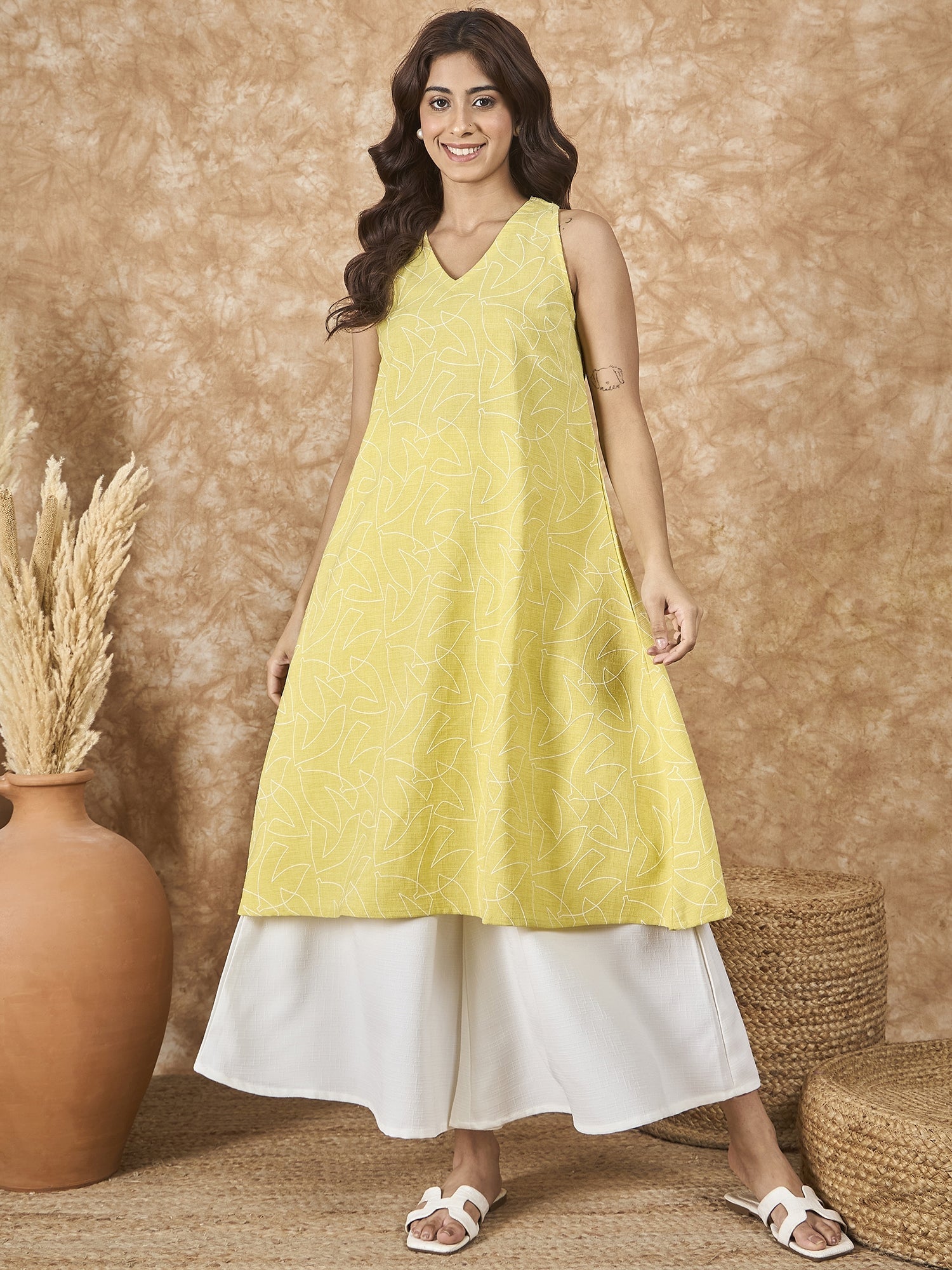 InWeave Light Yellow V Neck Aline Kurta Set - Swadesiicart