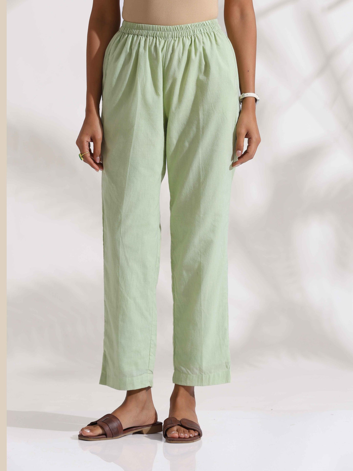 trueBrowns Green Cotton Floral Embroidered Co-ord Set - Swadesiicart