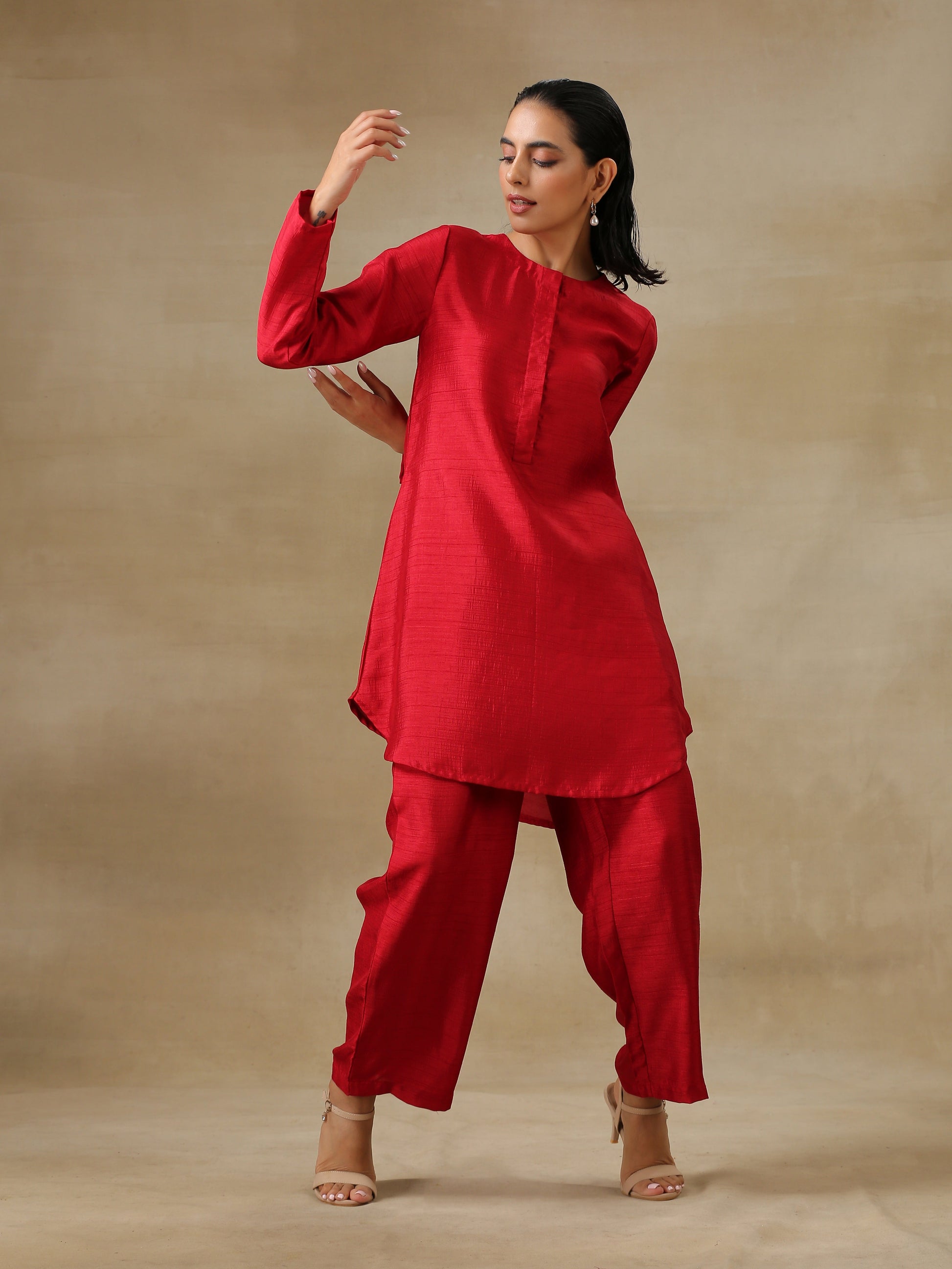 trueBrowns Maroon Textured Silk Front Placket Co-Ord Set - Swadesiicart