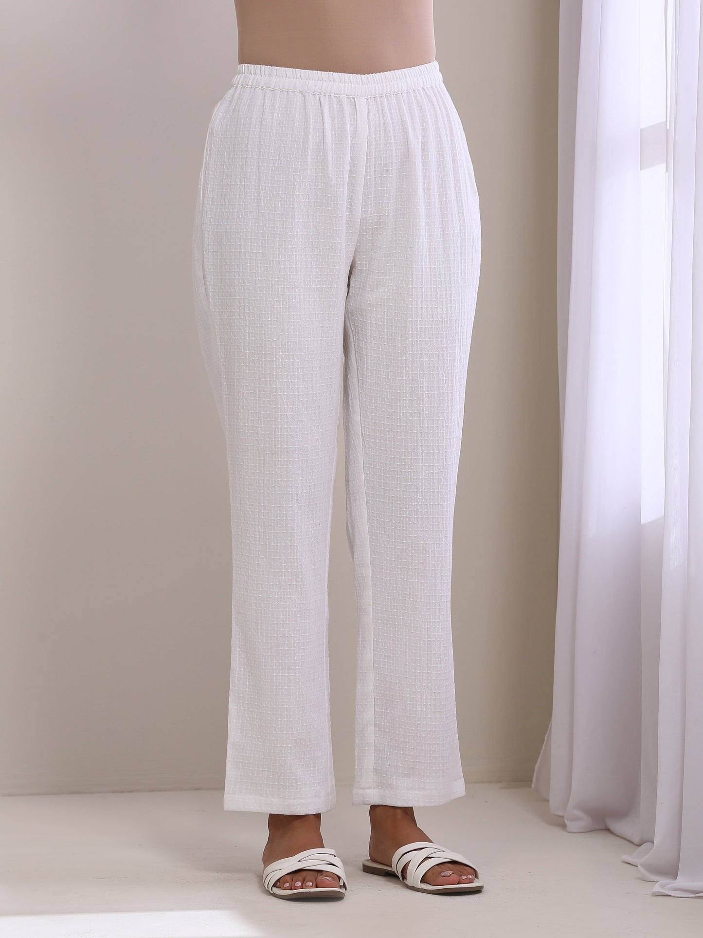 trueBrowns White Dobby Flared Slit Kurta Pant Set | Swadesiicart