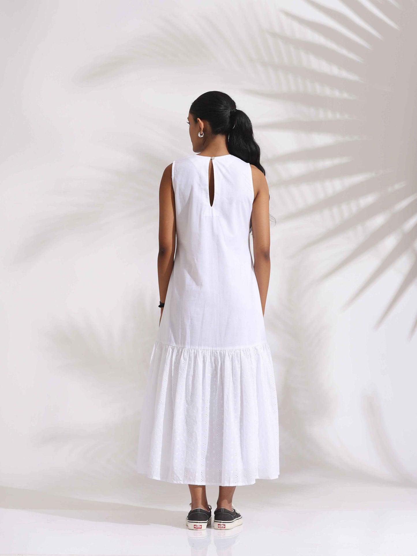 trueBrowns White Cotton Schiffli Tier Dress | Swadesiicart