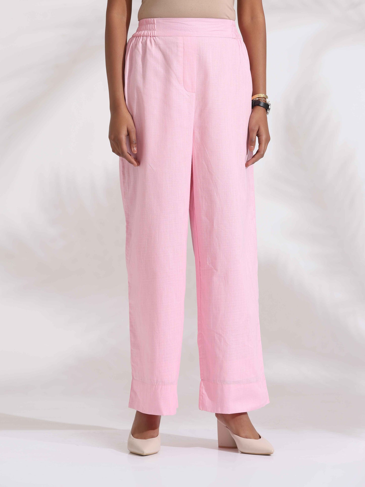 trueBrowns Pink Cotton Embroidered Kurta Set | Swadesiicart