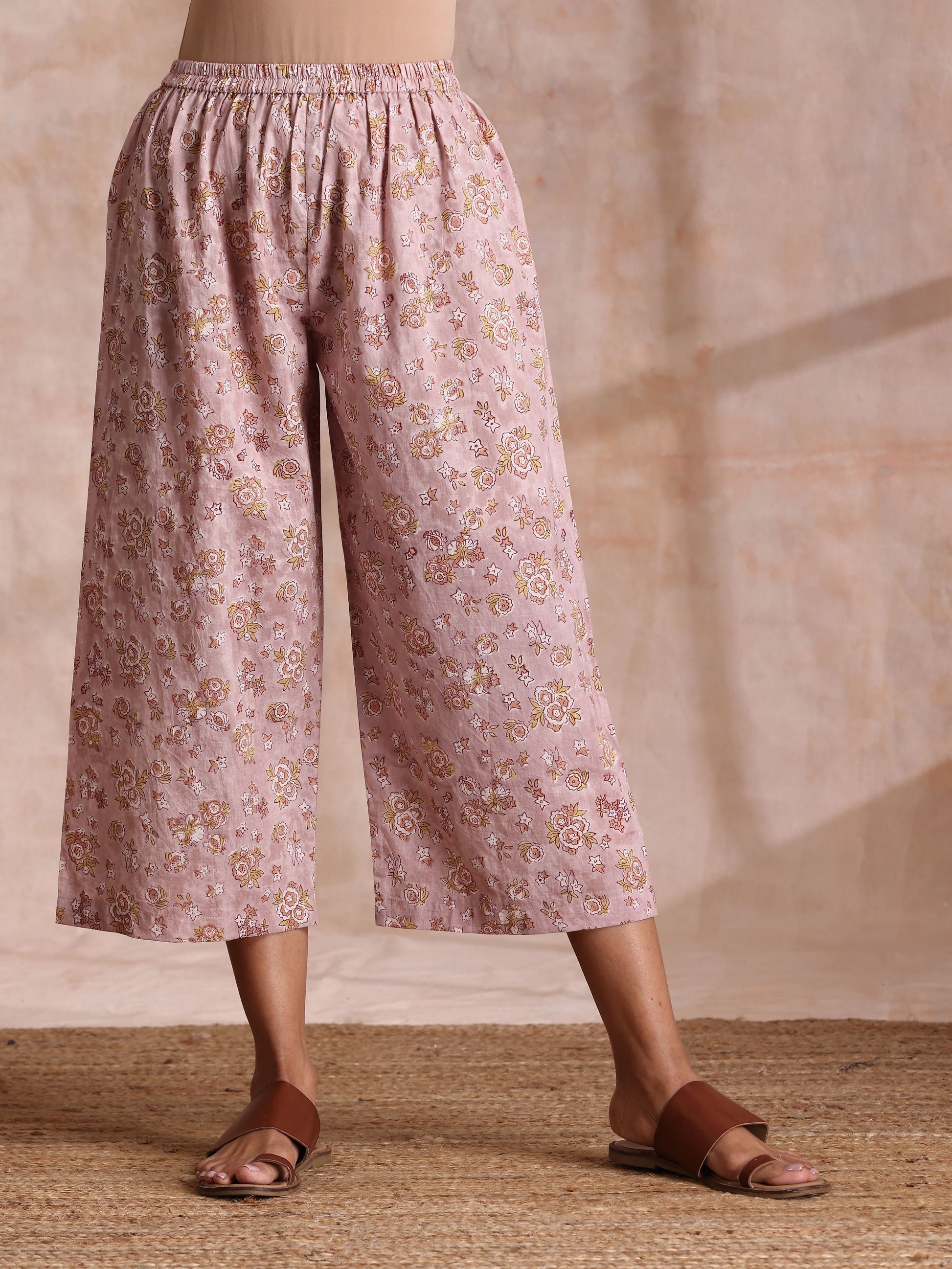 trueBrowns Grey Overall Floral Block Print Cotton High-Low Co-Ord Set - Swadesiicart