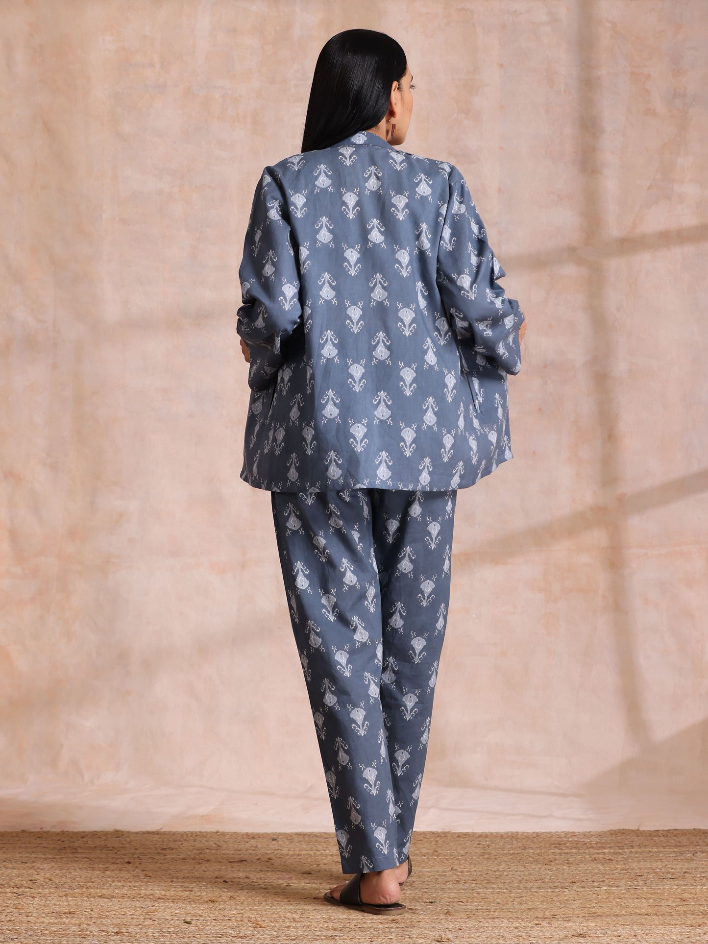 trueBrowns Grey On Grey Ikat Print Cotton Pant Suit Set | Swadesiicart