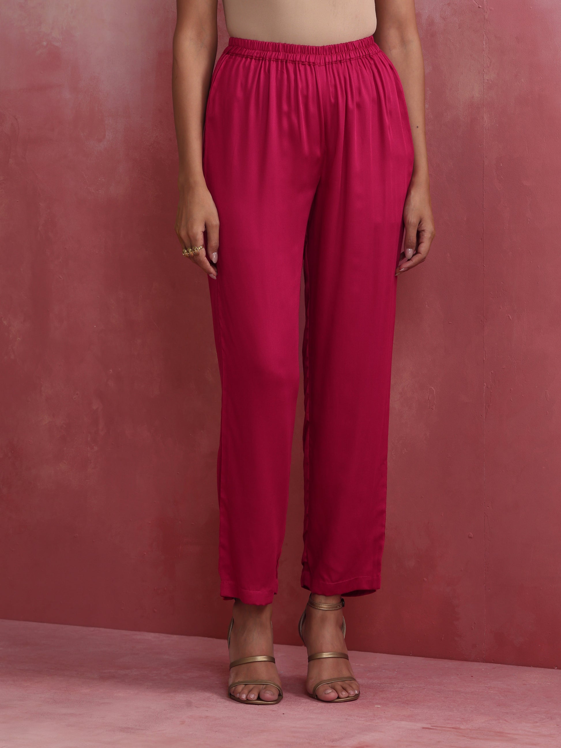 trueBrowns Magenta Highlow Modal Kurta Set | Swadesiicart