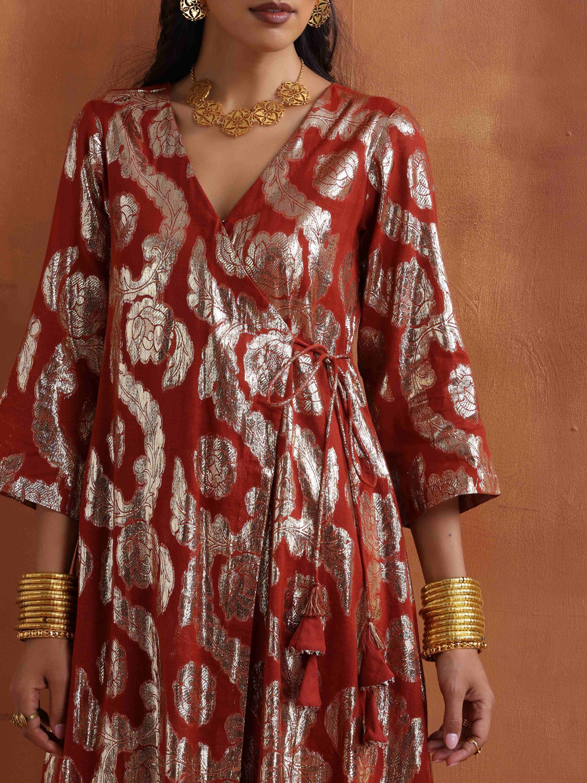 trueBrowns Rust Metallic Angrakha Kurta Set | Swadesiicart