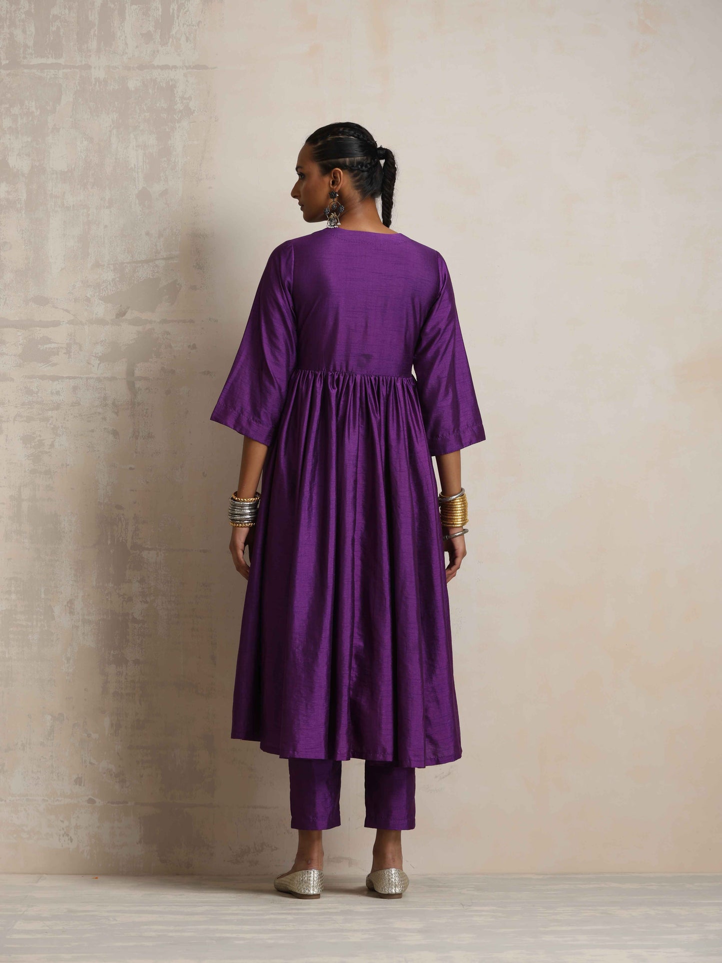 trueBrowns Purple Silk Anarkali Flared Kurta Set | Swadesiicart