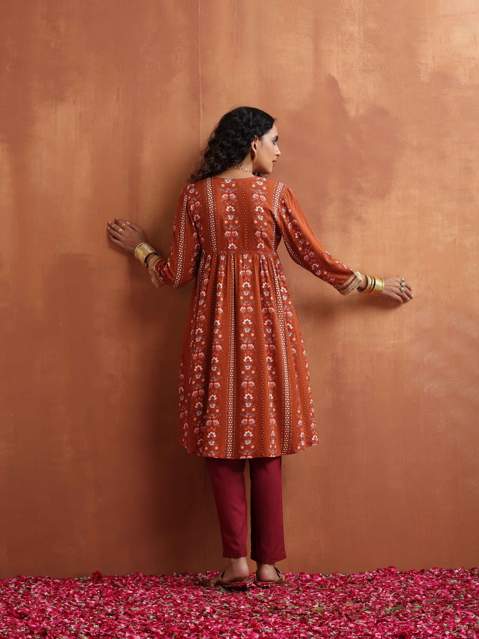 trueBrowns Orange Print Anarkali Kurta Co-ord Set - Swadesiicart