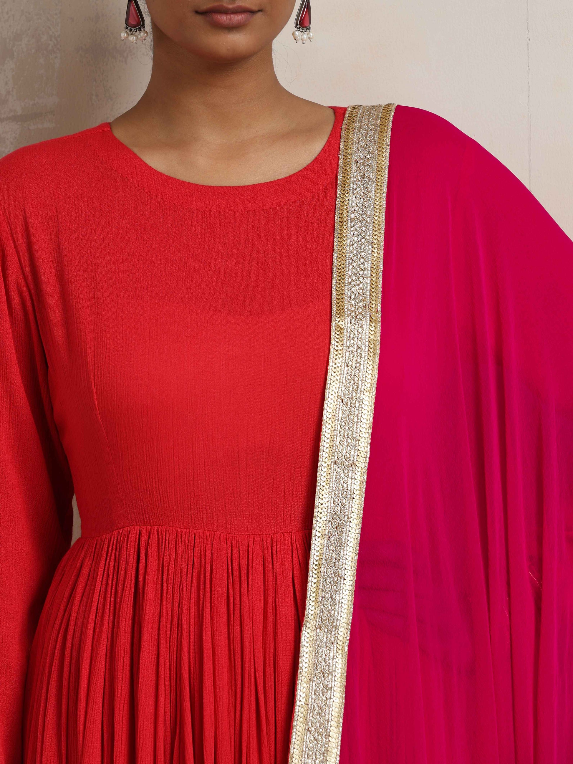 trueBrowns Red Crinkle Anarkali Kurta Pant Dupatta Set | Swadesiicart