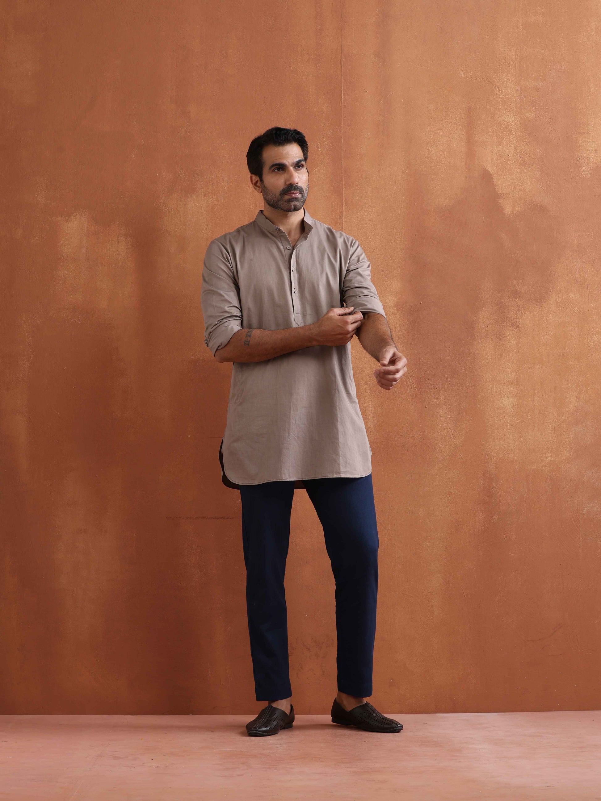 trueBrowns Men's Beige Cotton Short Kurta | Swadesiicart