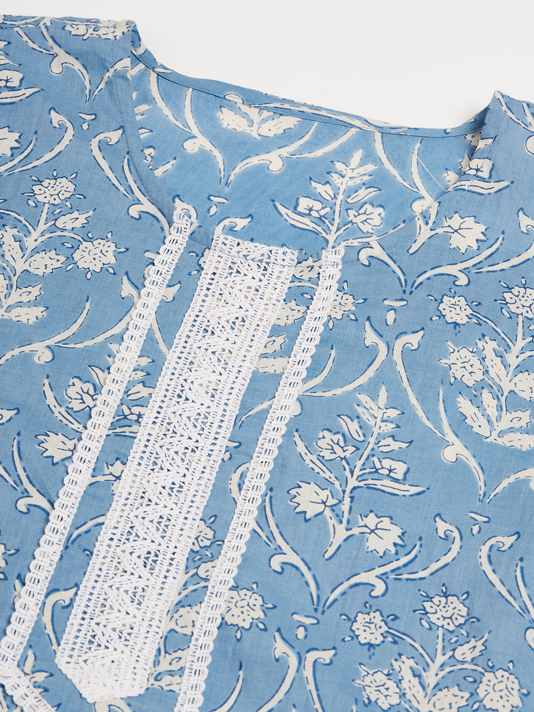 InWeave Women's Powder Blue White Print Lace Straight Kurta - Swadesiicart