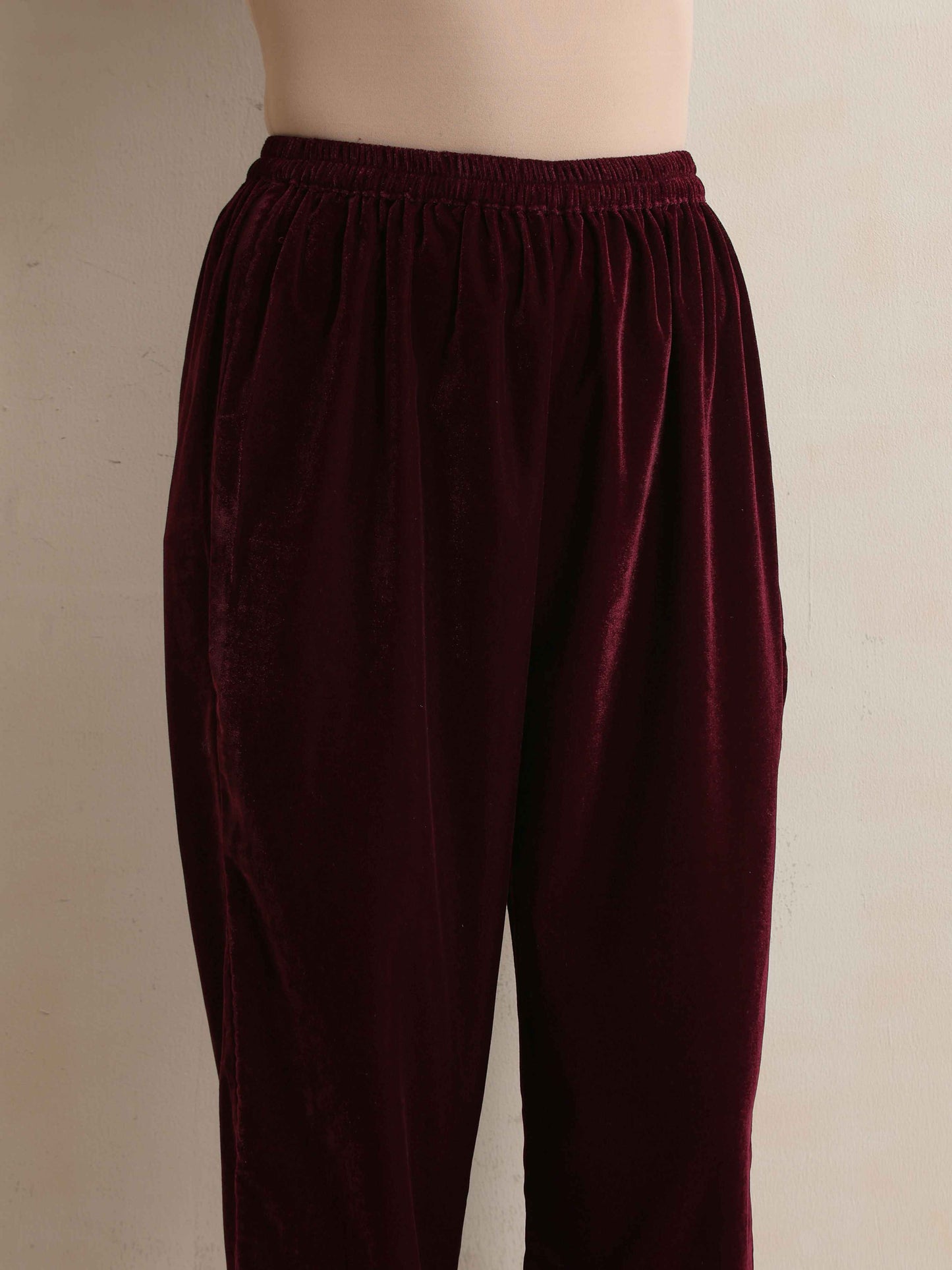 trueBrowns Purple Velvet Kurta Co-ord Set - Swadesiicart