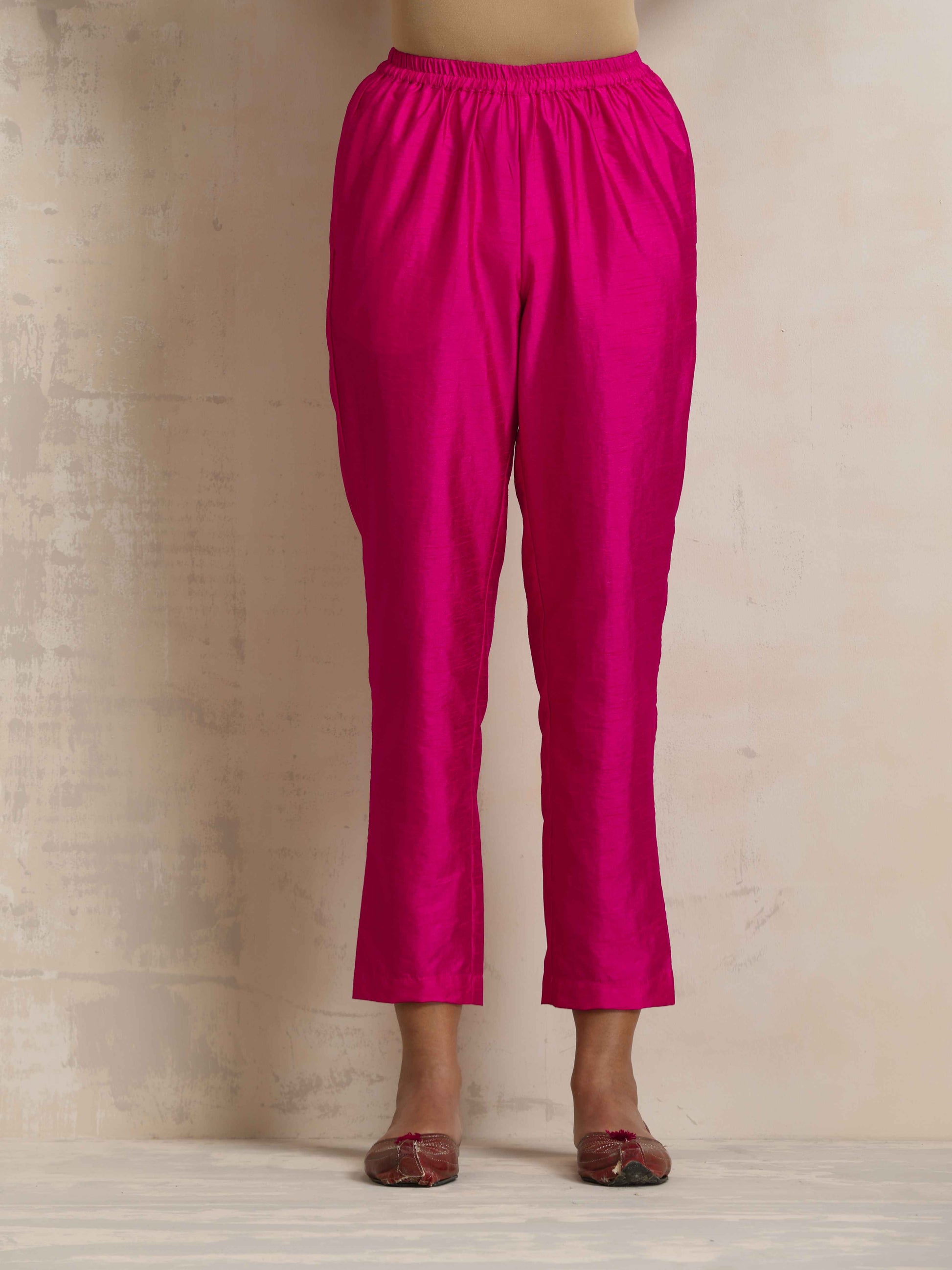 trueBrowns Pink Silk High Slit Kurta Set | Swadesiicart