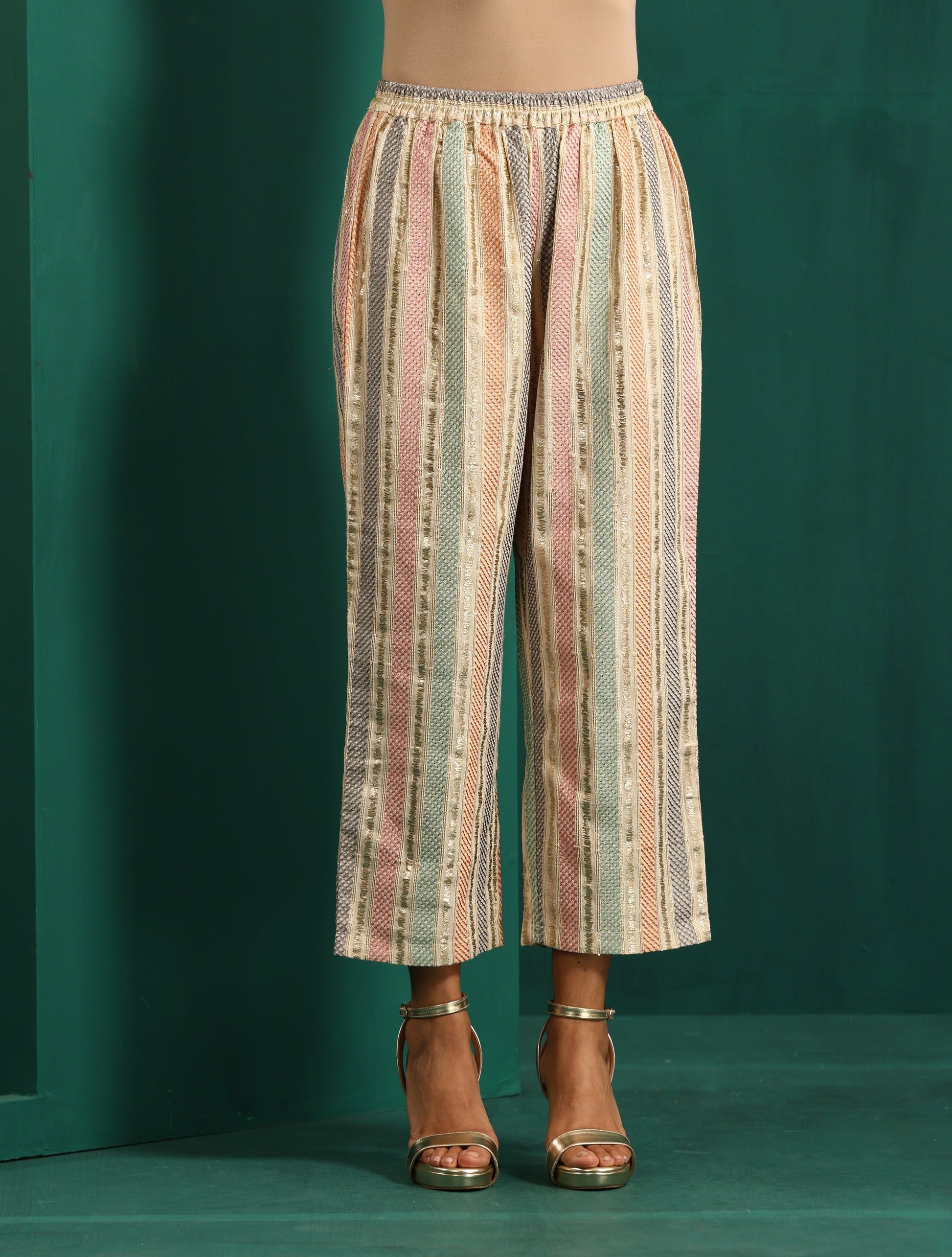 trueBrowns Ivory Tonal Cotton Kurta with Embroidered Pants | Swadesiicart