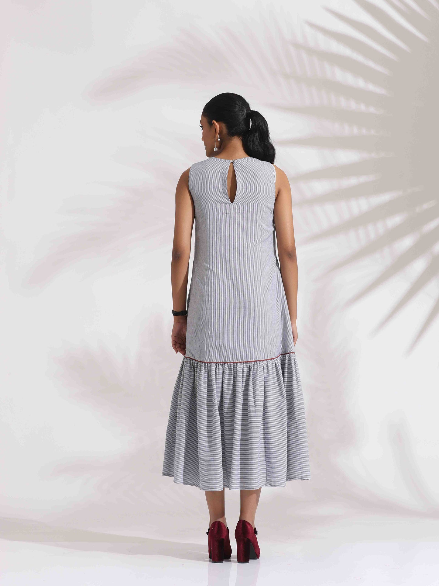 trueBrowns trueBrown Grey Cotton Stripe Tier Dress | Swadesiicart