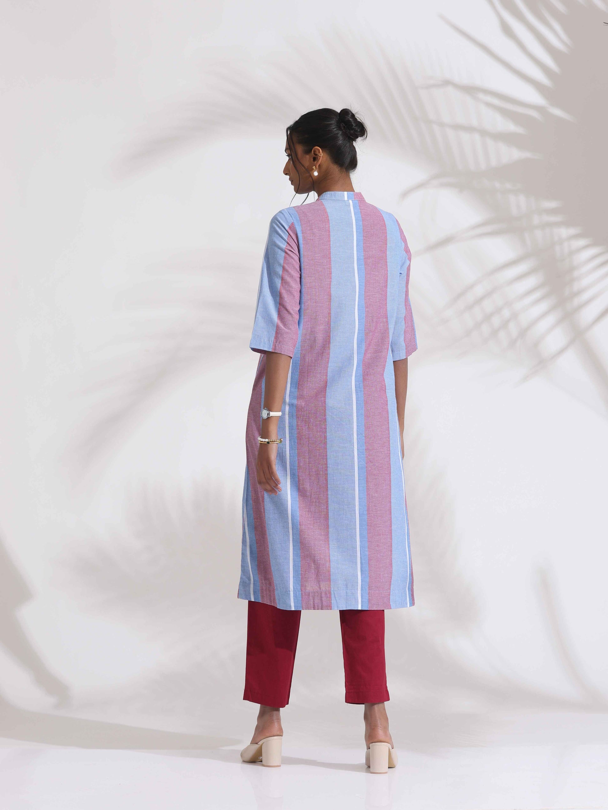 trueBrowns Blue Cotton Stripe Straight Kurta Set | Swadesiicart