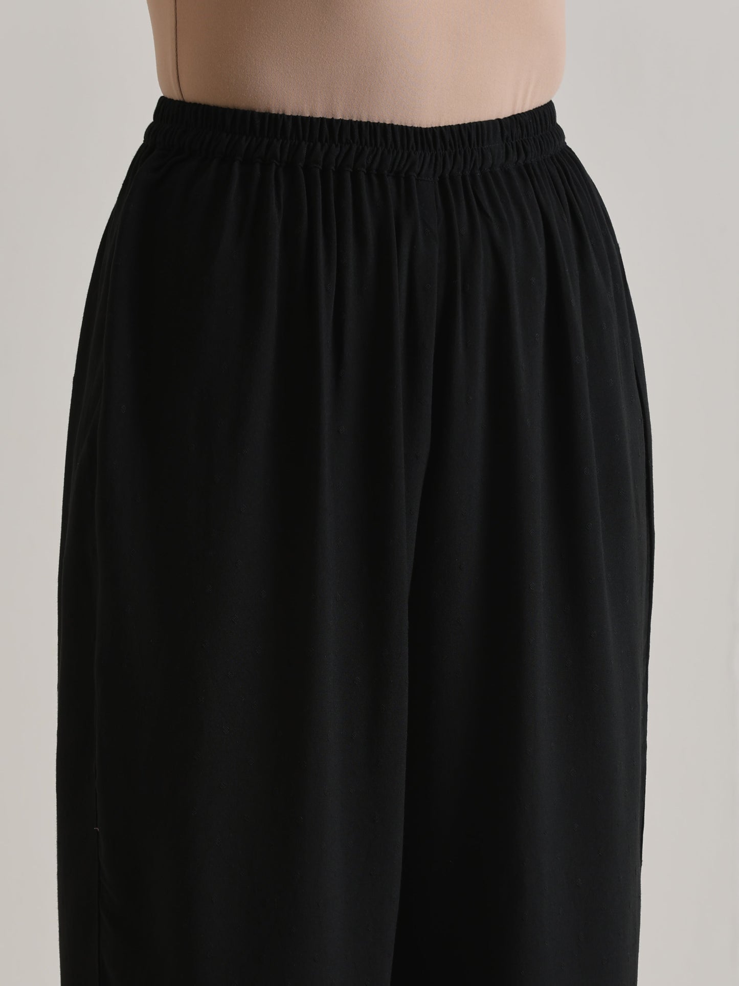 trueBrowns Black Sleeveless Co-Ord Set - Swadesiicart