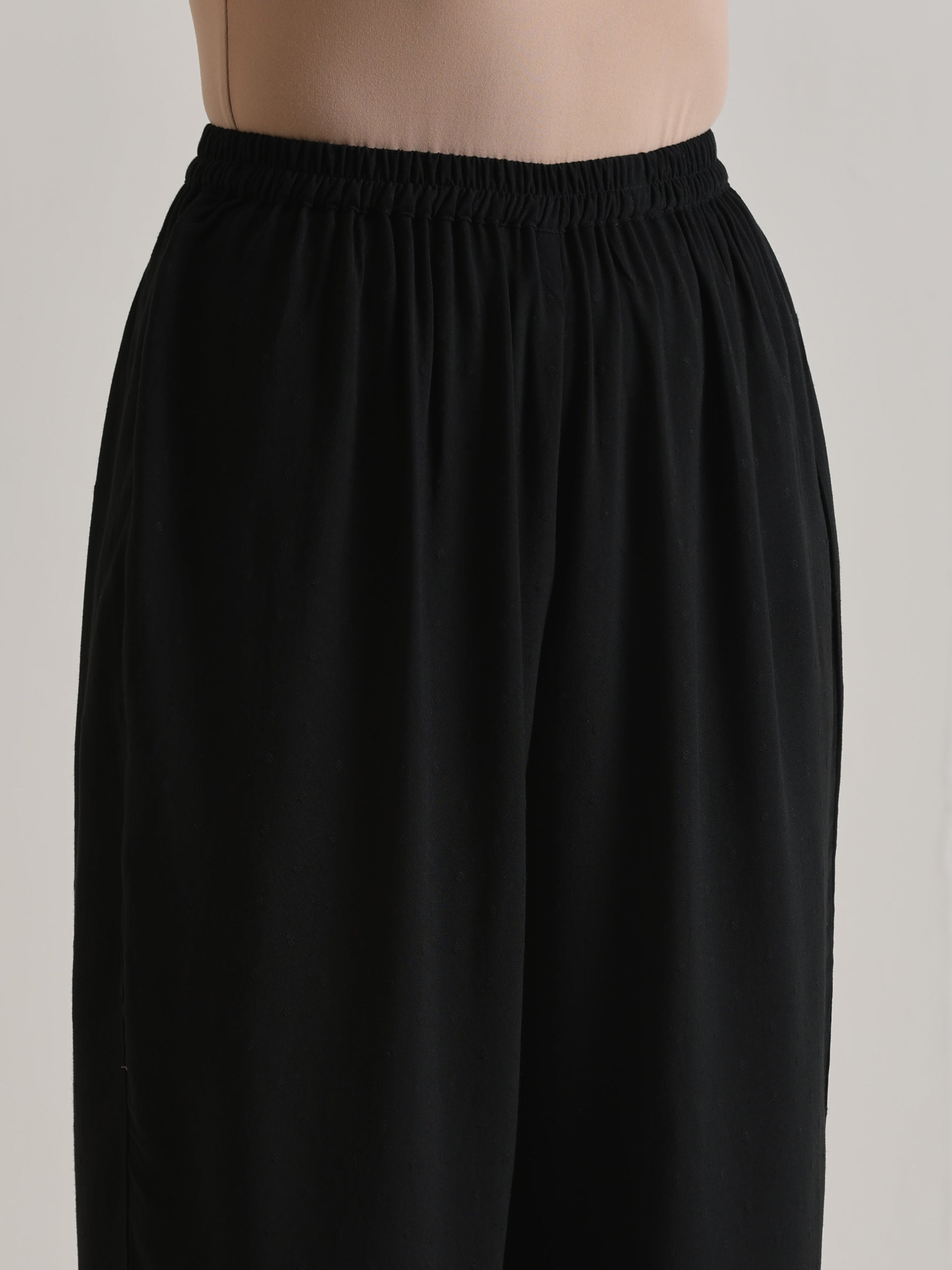 trueBrowns Black Sleeveless Co-Ord Set - Swadesiicart