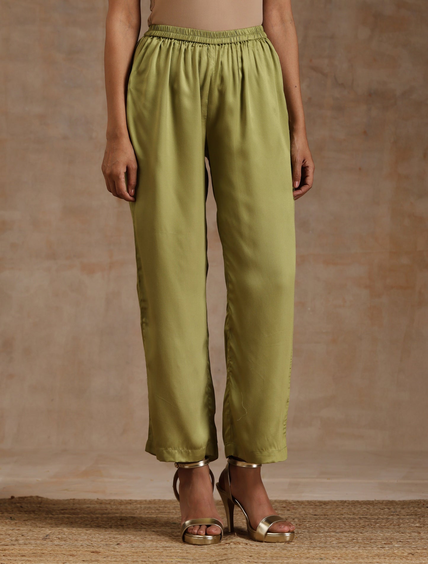 trueBrowns Light Green Modal Satin Kaftan Kurta Set | Relove | Swadesiicart