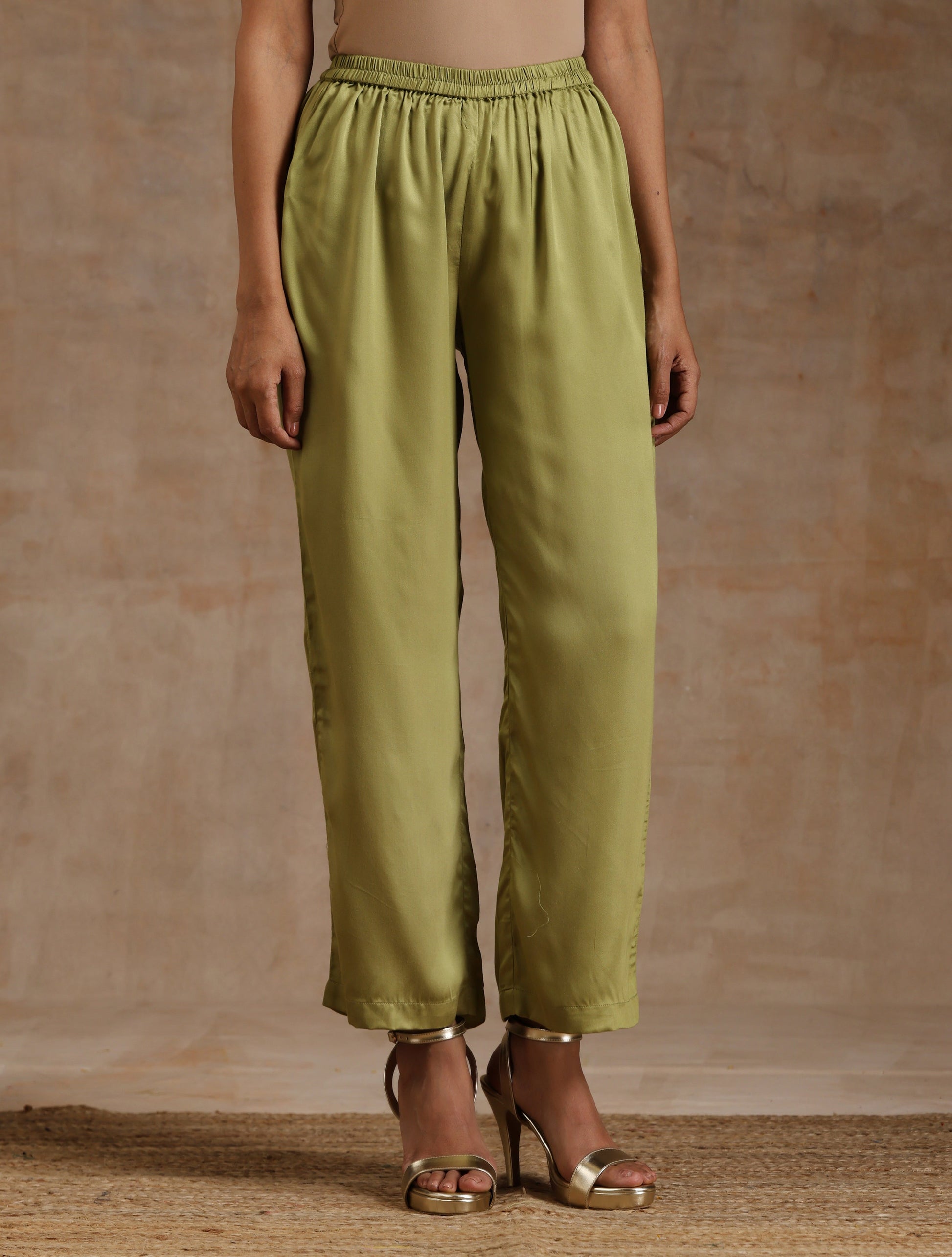 trueBrowns Light Green Modal Satin Kaftan Kurta Set | Relove | Swadesiicart