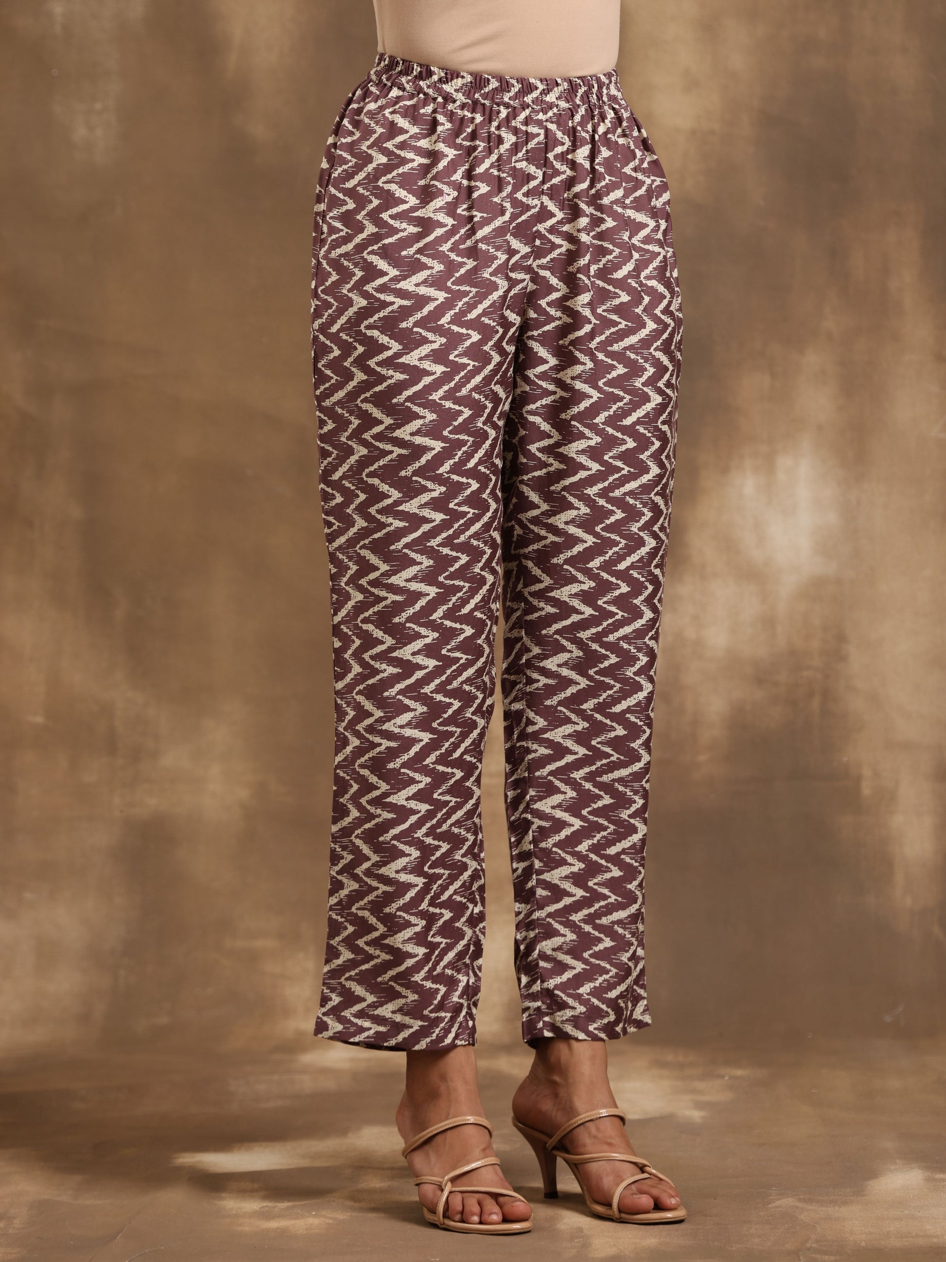 trueBrowns Dark Mauve Zig Zag Printed Silk Kaftan Co-Ord Set - Swadesiicart